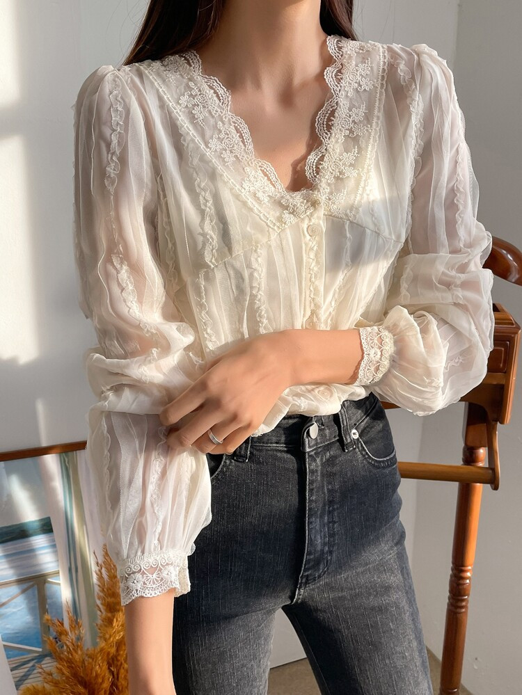 DAZY Elegant Vlak Blouse Contract kant
       
              
              18.00€        
    ... | SHEIN