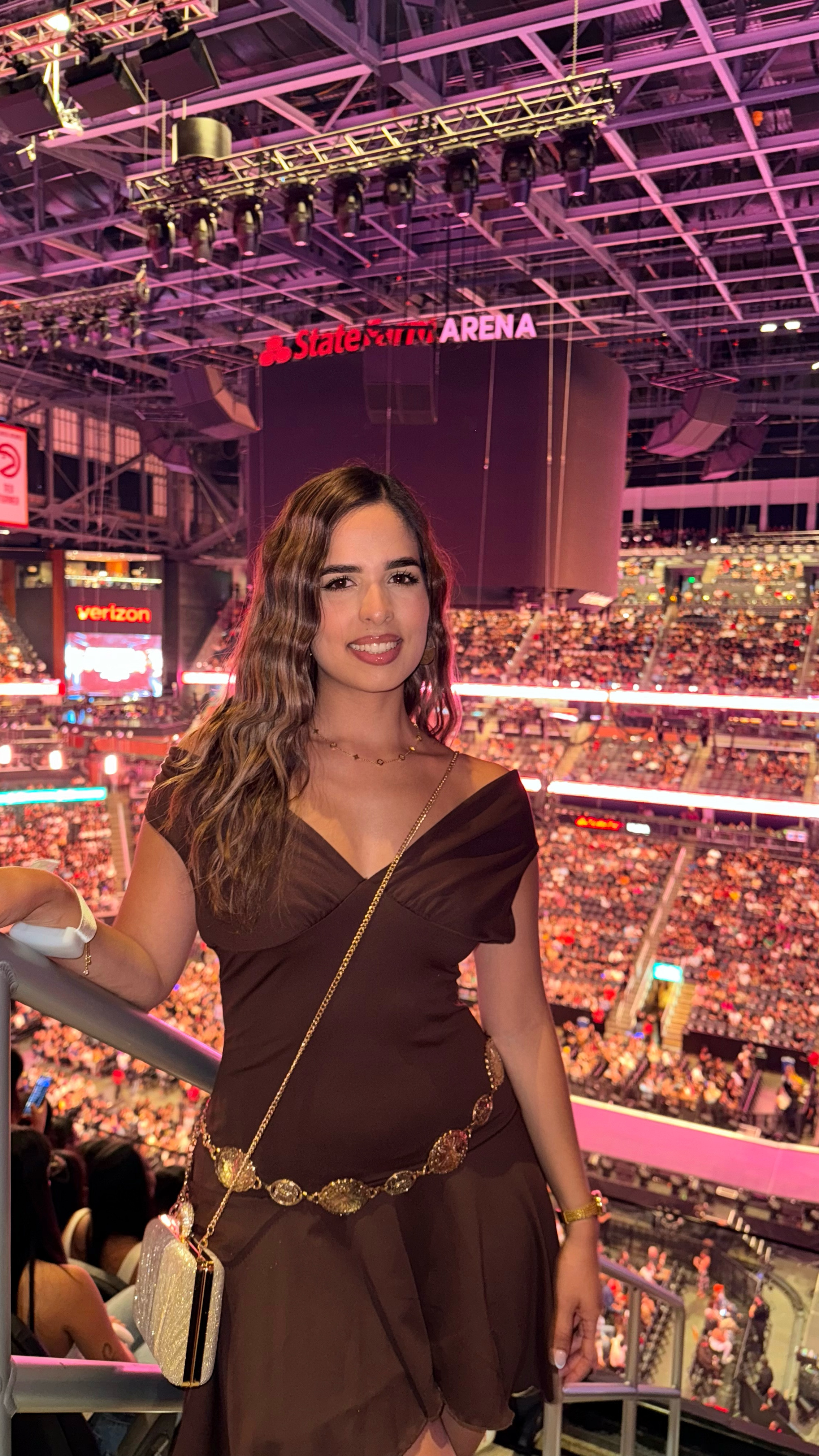 The best concert😍 SHAKIRA!!! 
Oufit on my last post 



#LTKParties #LTKBeauty #LTKStyleTip
