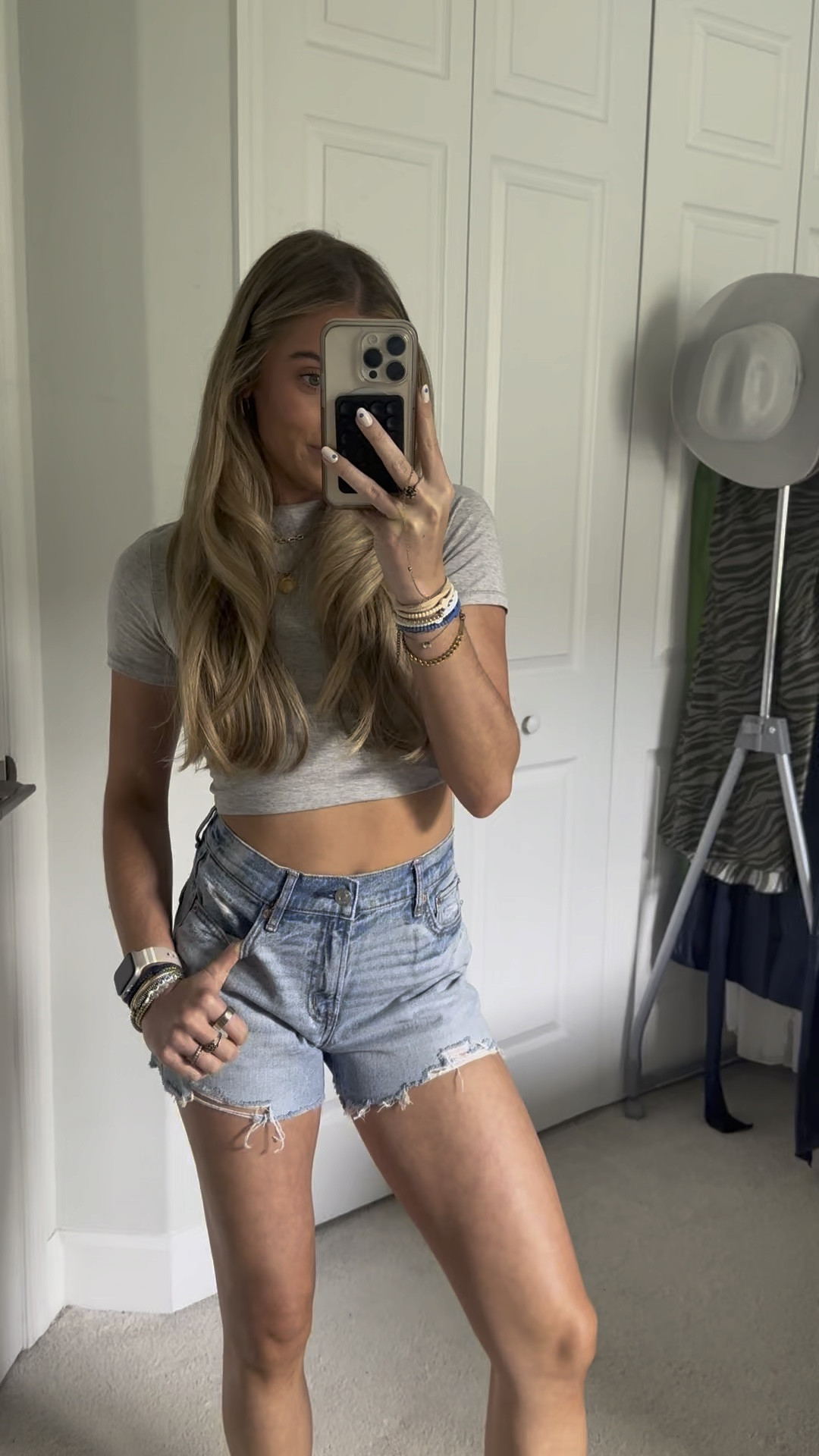 AE Strigid Super High-Waisted Relaxed Distressed Denim Short. Wearing size 0. A super high rise & relaxed fit for an effortlessly stylish warm weather staple. Rigid in the front. Stretchy in the back. Magic all over with innovative 50/50 construction. Light wash, Distressed, Raw hem. #AEpartner #AEjeans @americaneagle American Eagle. American Eagle outfitters. Denim shorts. Jean shorts  

#LTKfindsunder100 #LTKsalealert #LTKVideo