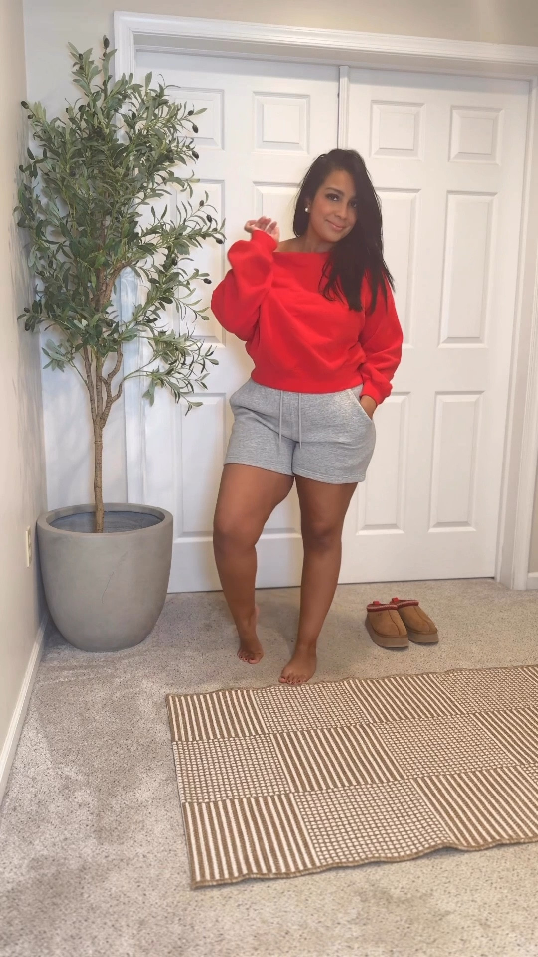 Abercrombie COZIEST SALE EVER
20-50% OFF ALL SWEATSHIRTS & SWEATPANTS*
PLUS, 15% OFF ALMOST EVERYTHING ELSE**

#LTKSeasonal #LTKMidsize #LTKSaleAlert