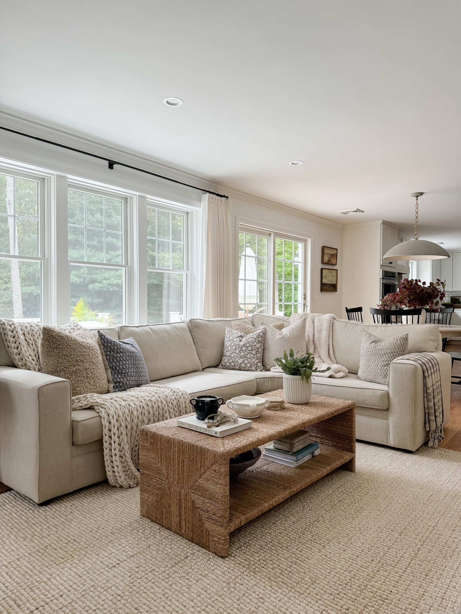 Coastal Living Room 

Coastal living room  living room styling  Home decor  Home  Home decor  Home favorites  Floral vase   Wall Art  Coastal home  coastal home decor  coffee table 

#LTKHome #LTKFindsUnder100 #LTKStyleTip