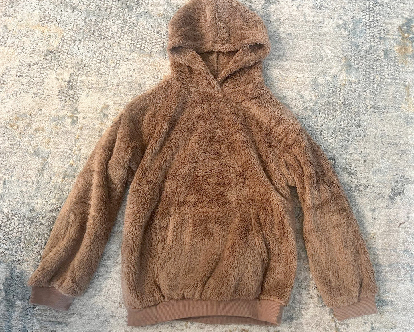 Your kiddo’s new favorite hoodie is here! 💕 This Sherpa Pullover Hoodie is ultra-soft, warm, and made for endless cuddles 🧸✨. Perfect for school days, outdoor fun, or lounging at home—it’s cozy comfort they’ll want to wear every day 🌈💫.

#CozyKidsClothes #SherpaStyle #AmazonKidsFashion #KidsHoodie #WarmAndCozy #FleeceOutfit #WinterReady #CuteKidsStyle #AmazonMomFinds #ToddlerFashion #ComfyAndCute #KidsWinterWardrobe #MomApproved #CozyOutfits #StylishAndSnug 

 