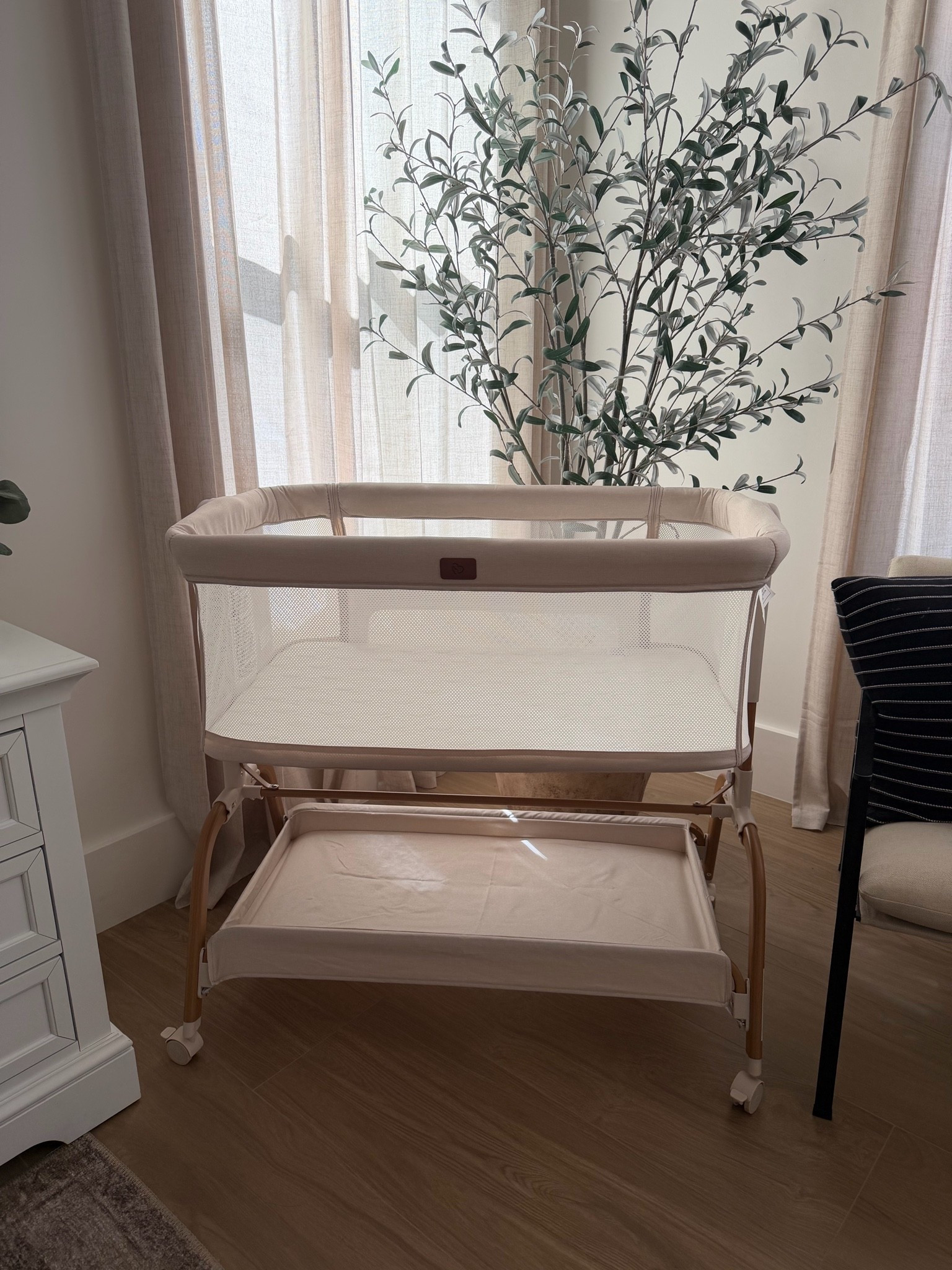 Amazon baby finds, neutral baby bassinet, mama needs

#LTKmomlife #LTKHome