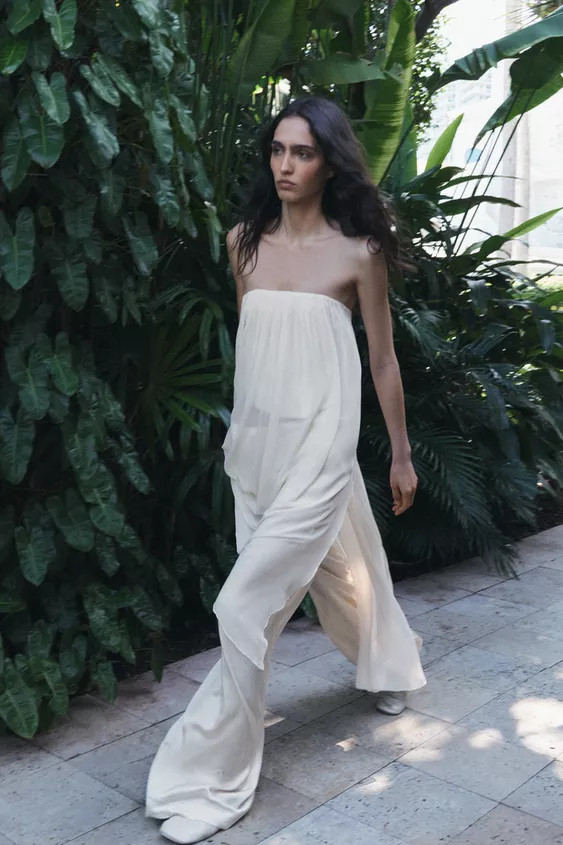 SATIINPÜKSID, PIIRATUD KOGUS | Zara US