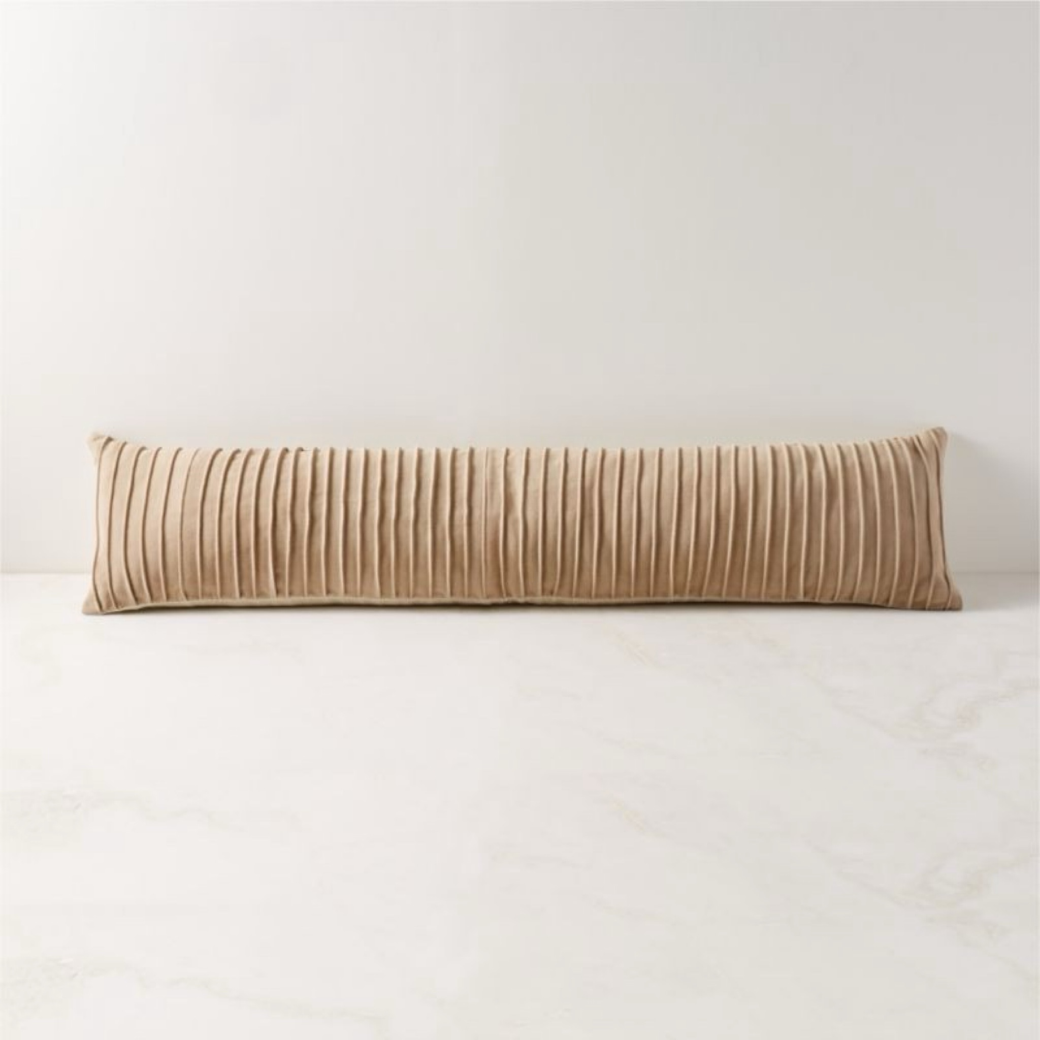 I love the modern look of this oversized lumbar pillow from CB2. Pillow cover on sale now! Free shipping too 



#LTKsalealert #LTKhome #LTKfindsunder100