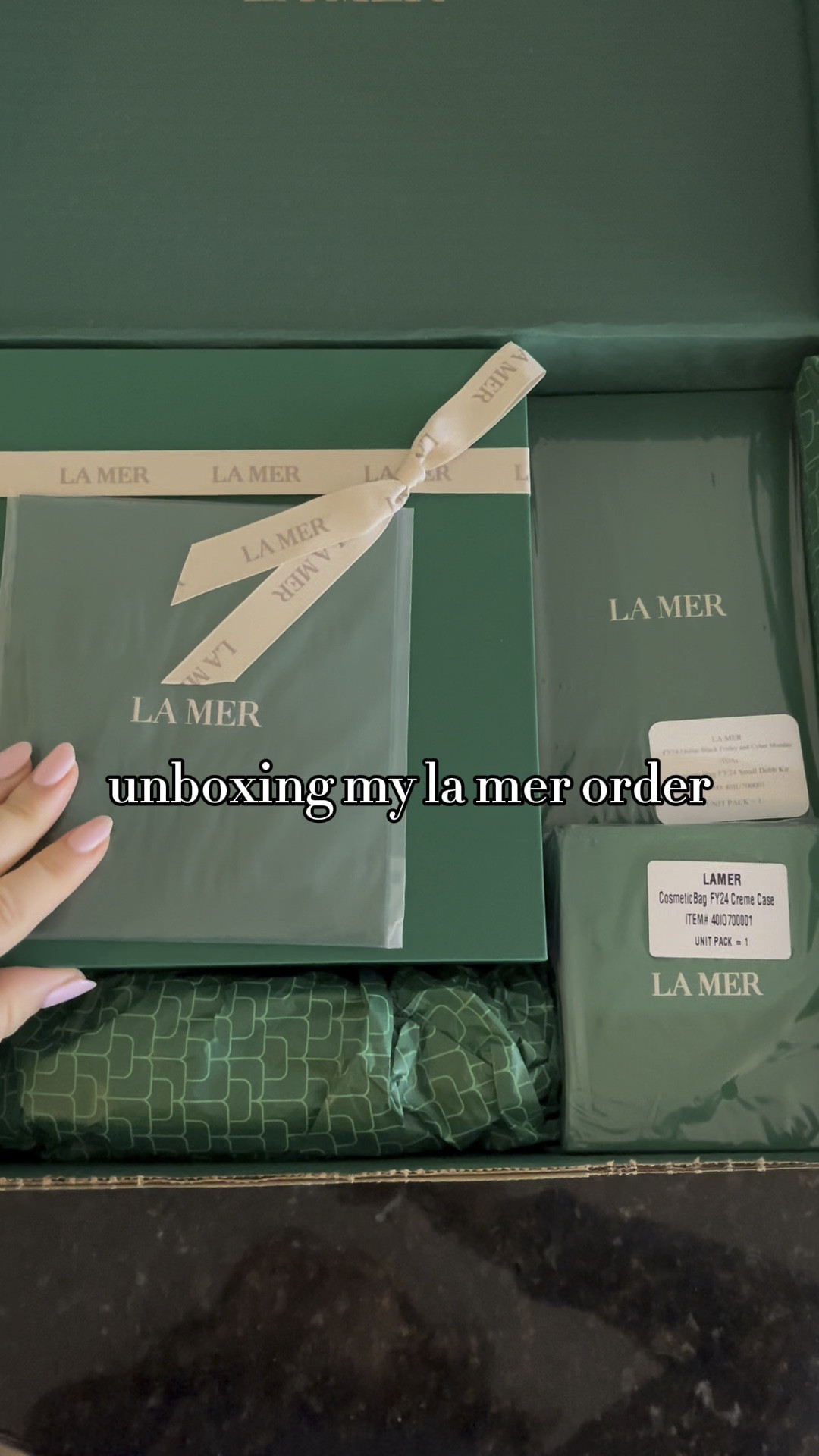 Such a sucker for gifts with purchase 🤷🏻‍♀️ La mer is giving some pretty good travel size items with $200 purchases for the holidays! Great gift idea for the skincare junkie in your family! 

#LTKCyberWeek #LTKGiftGuide #LTKHoliday