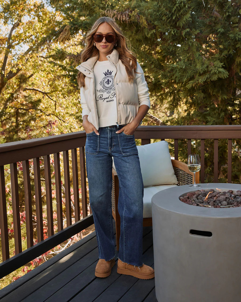 Royal Palace Graphic Sweater | VICI