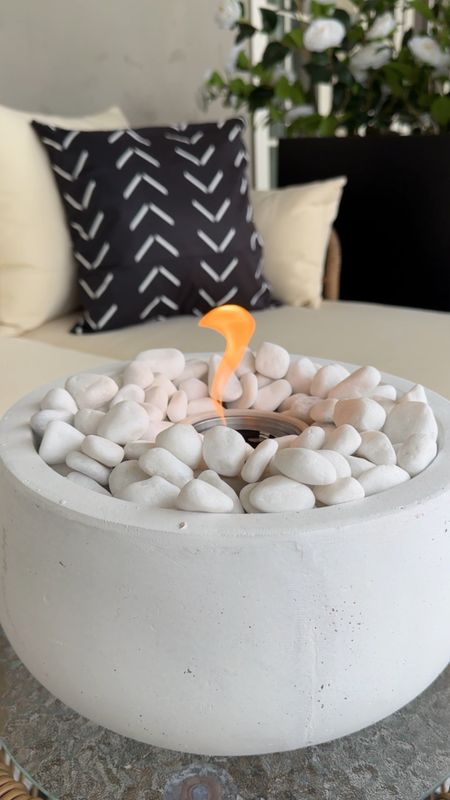 DIY firepit for patio season. Loving our new patio set with this fun tabletop firepit 