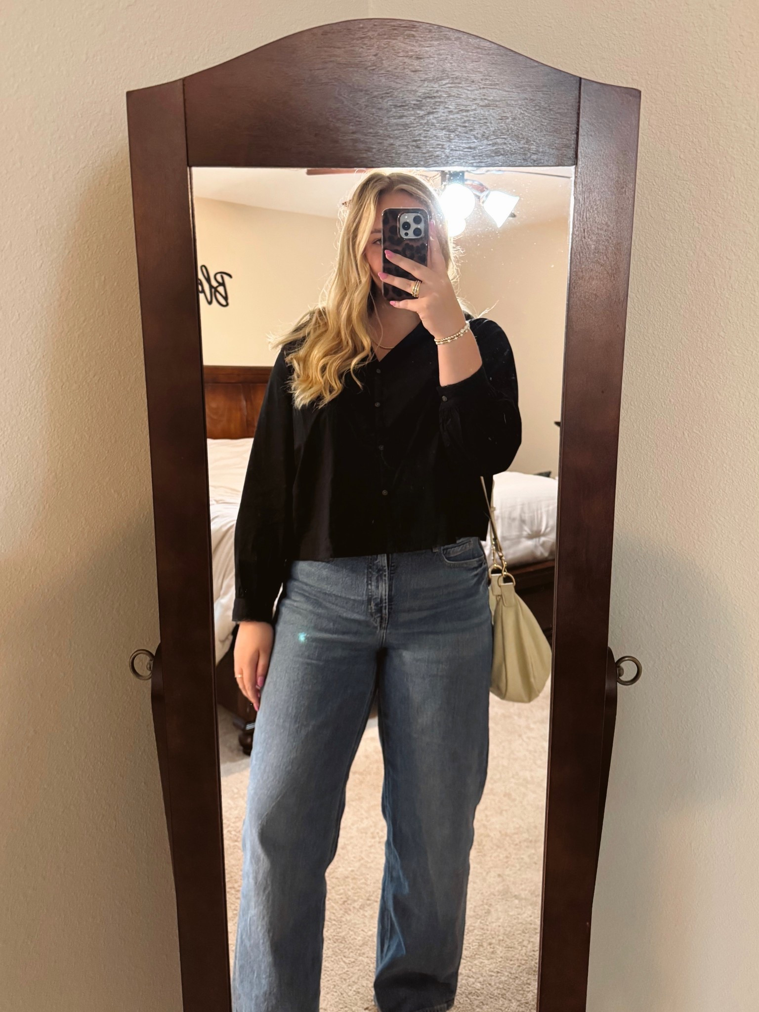 just another mirror work ootd!! this fit is from old navy!

#LTKautumn #LTKWorkwear #LTKSeasonal