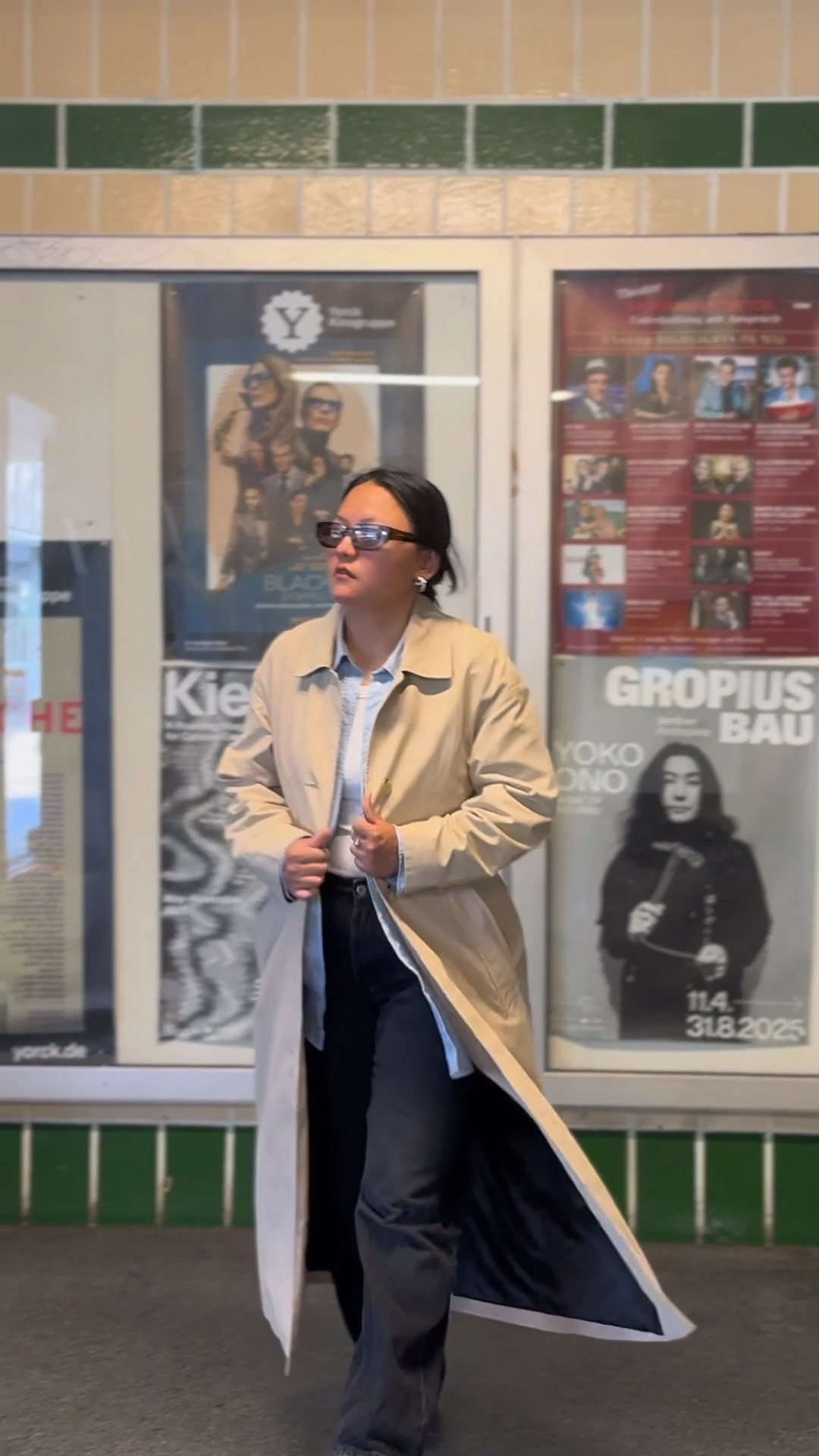 Causal outfit without makeup

causal outfit, petite outfits, petite trench, trench styling, black jeans styling, petite jeans, shirt styling, blue shirt, city outfits, holiday outfits, minimal outfits, modest outfits, petite styling 

#LTKpetite #LTKsummer #LTKmodest