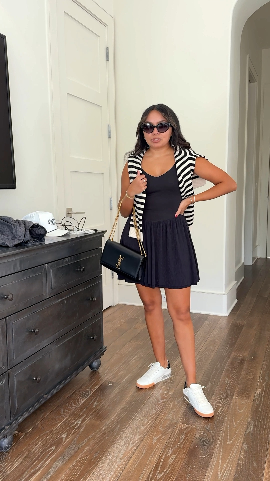 Athletic dress with shorts size xs TTS 
Black stripe cardigan size xs TTS 
Sneakers size 6 TTS

Outfit I wore to the farmers market and shopping!


#LTKPetite #LTKTravel #LTKFindsUnder50