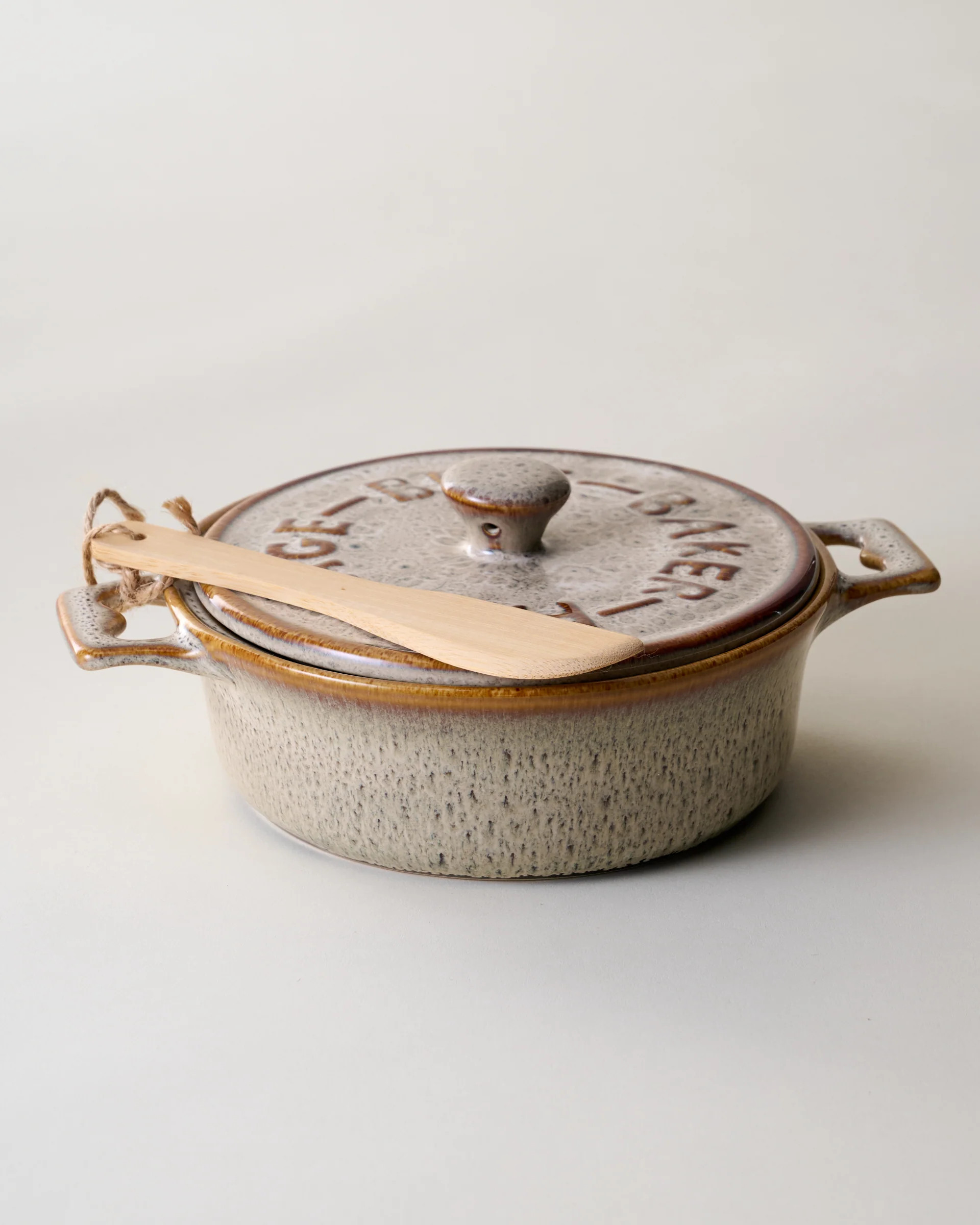Stoneware Brie Baker | Magnolia