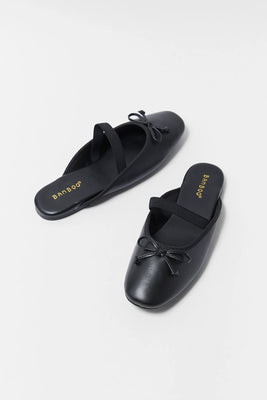 Black Square Toe Mule | Avara