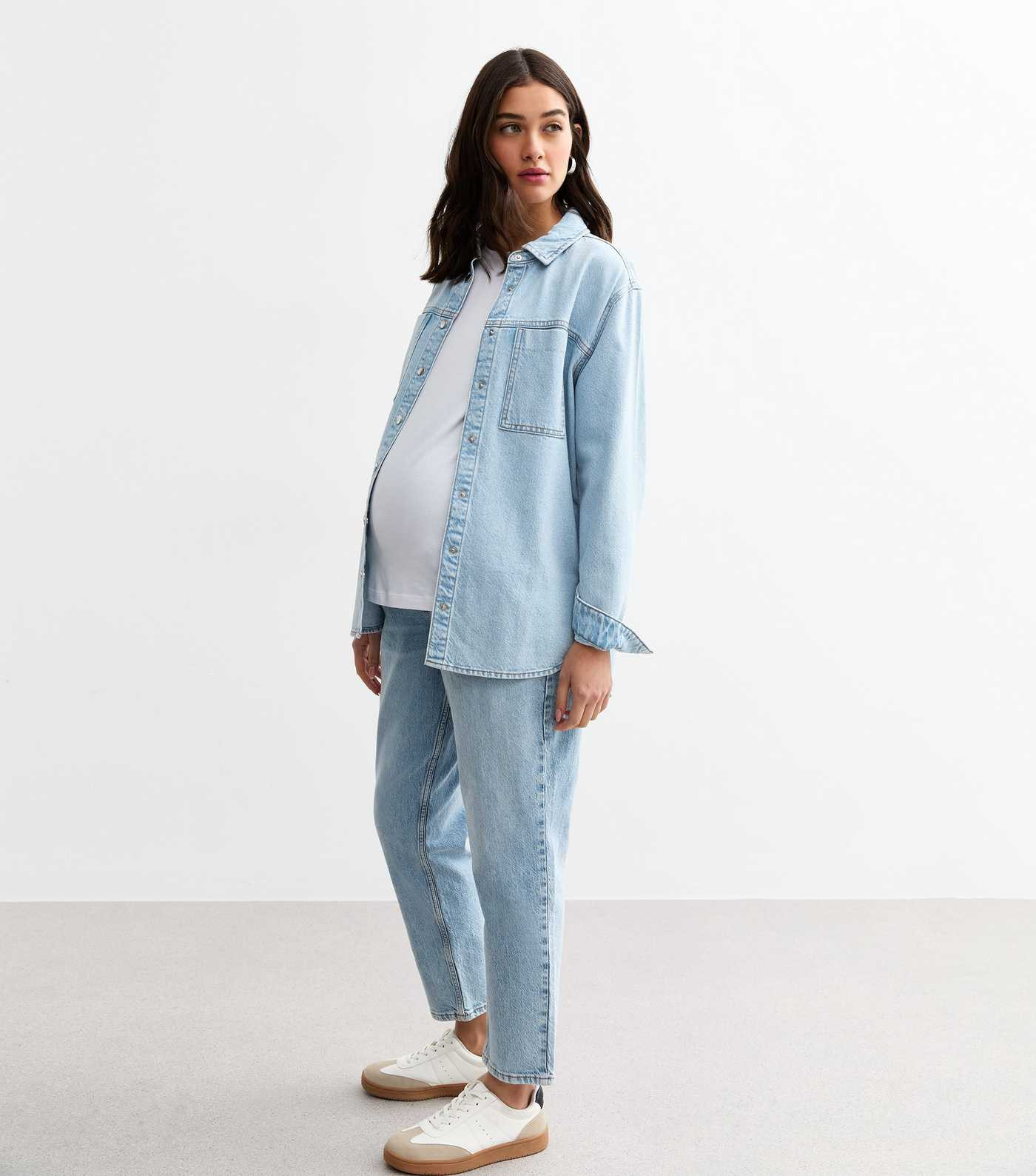 Maternity Pale Blue Denim Tori Mom Jeans
						
						Add to Saved Items
						Remove from Saved ... | New Look (UK)