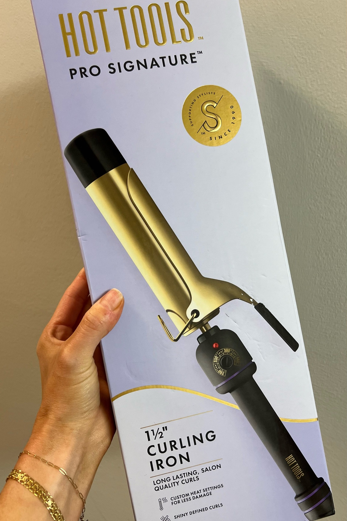 Curling iron under $25 | hair products | 1.5” barrel 

#LTKfindsunder50 #LTKbeauty #LTKsalealert