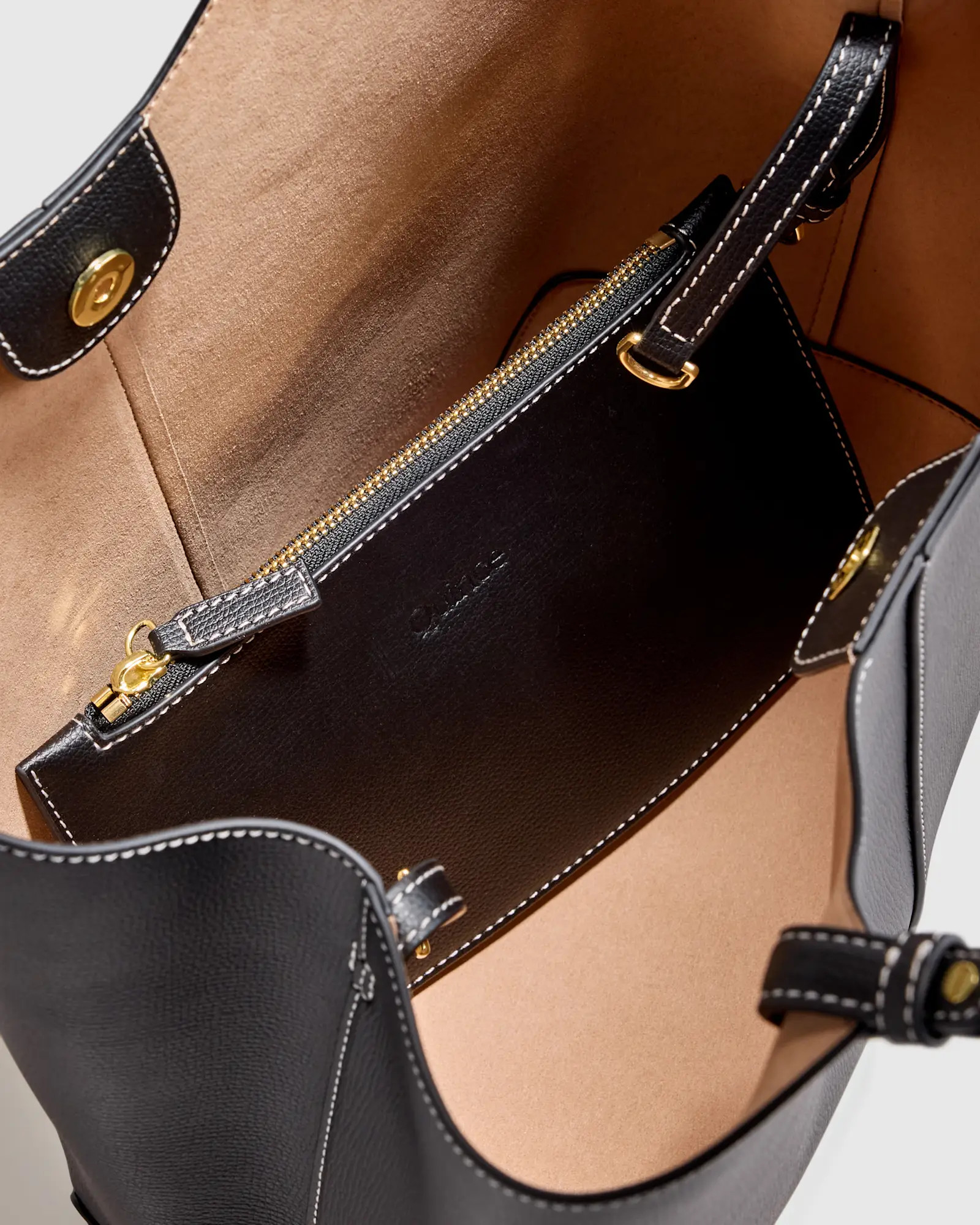 Italian Leather Trapeze Tote | Quince