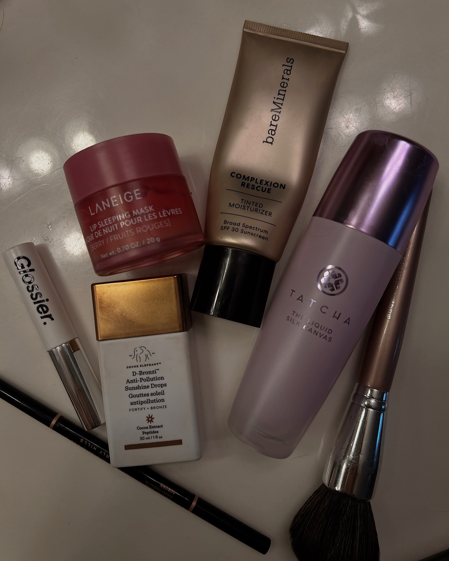 everyday 5 min makeup 

#LTKBump #LTKBeauty