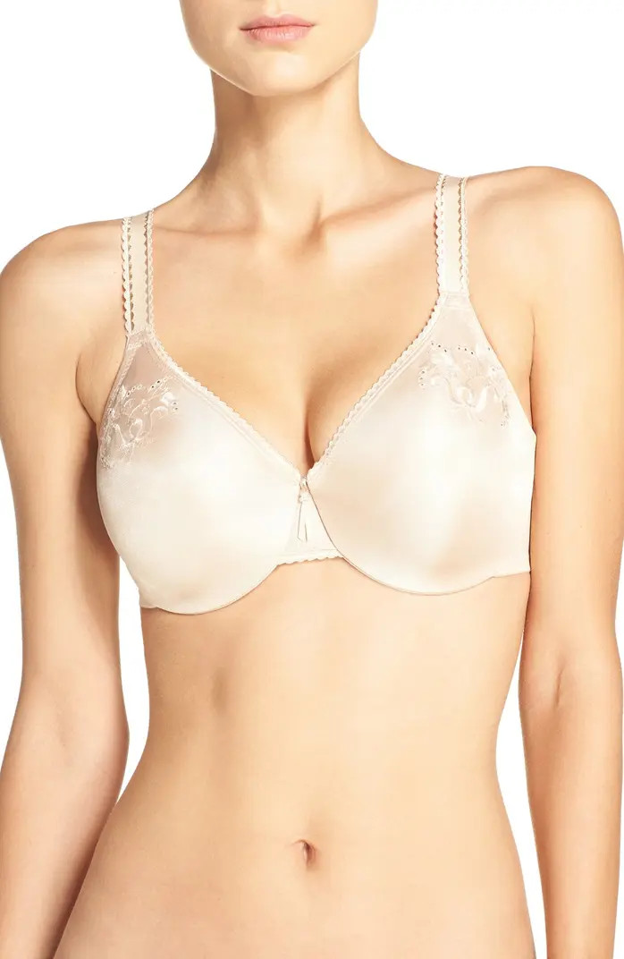 Slimline Seamless Minimizing Underwire Bra | Nordstrom