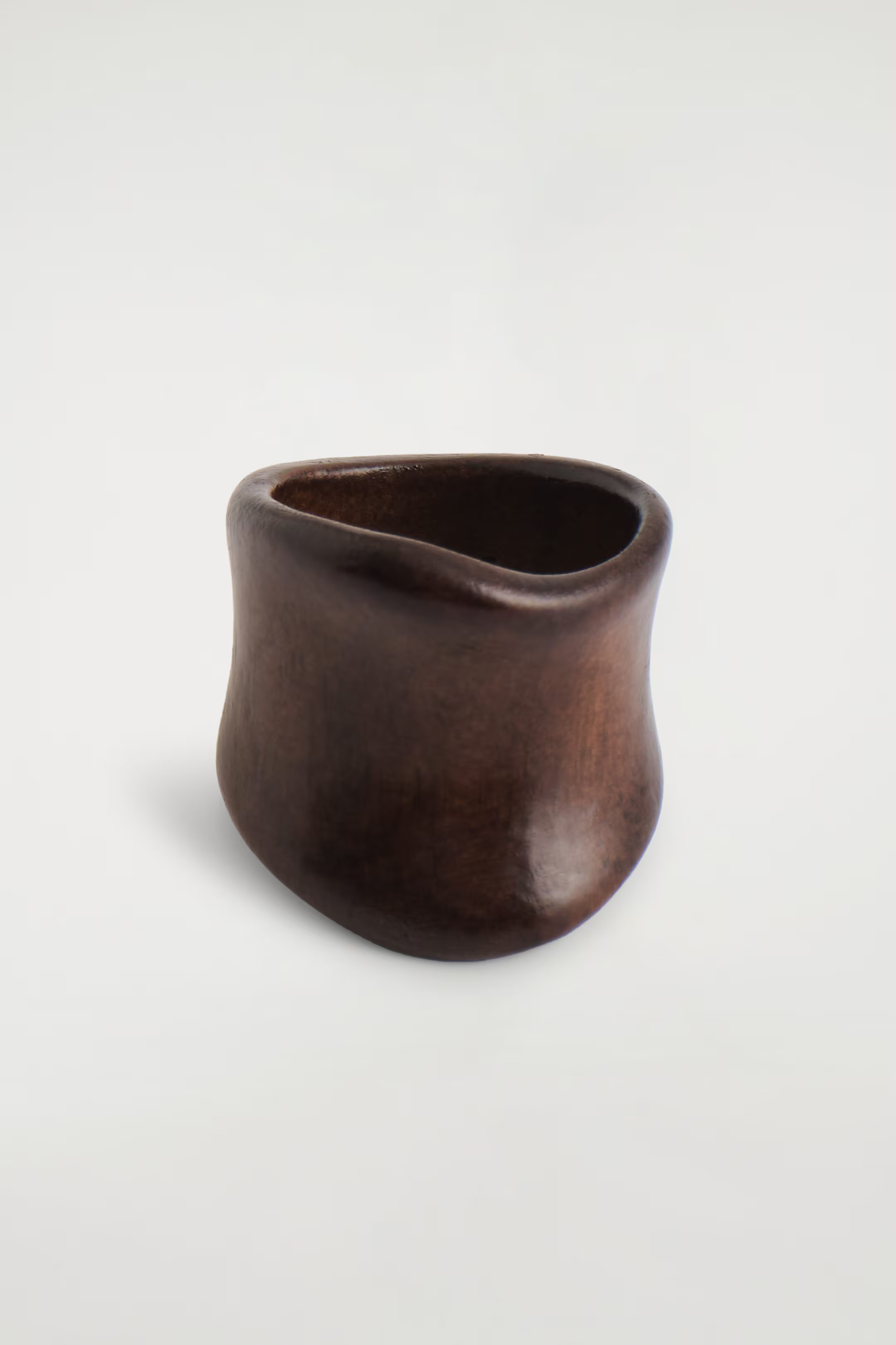 CURVED WOODEN RING - WALNUT | COS | COS (EU)