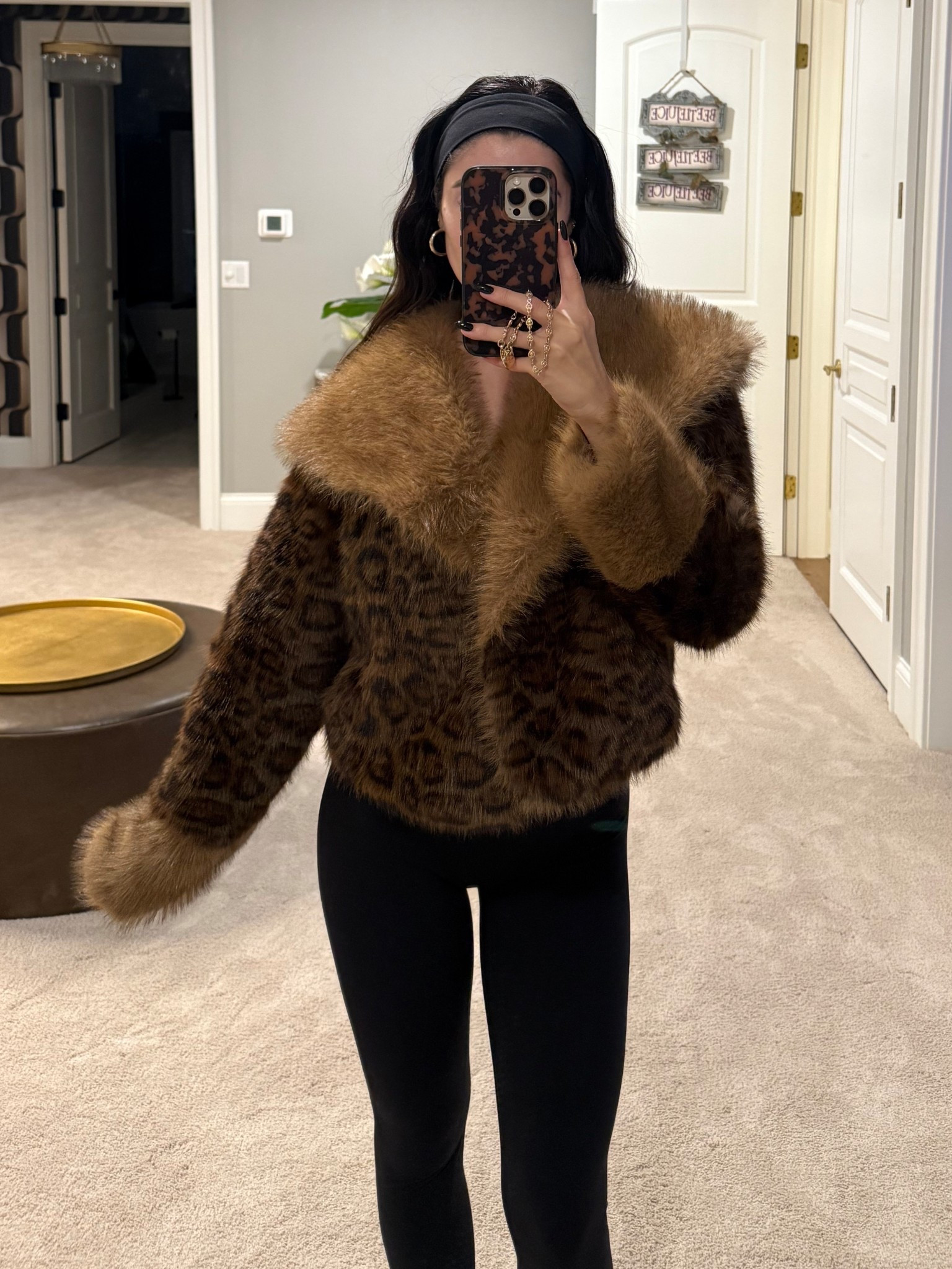 Leopard faux fur jaccheers

#LTKSaleAlert #LTKBeauty #LTKGiftGuide