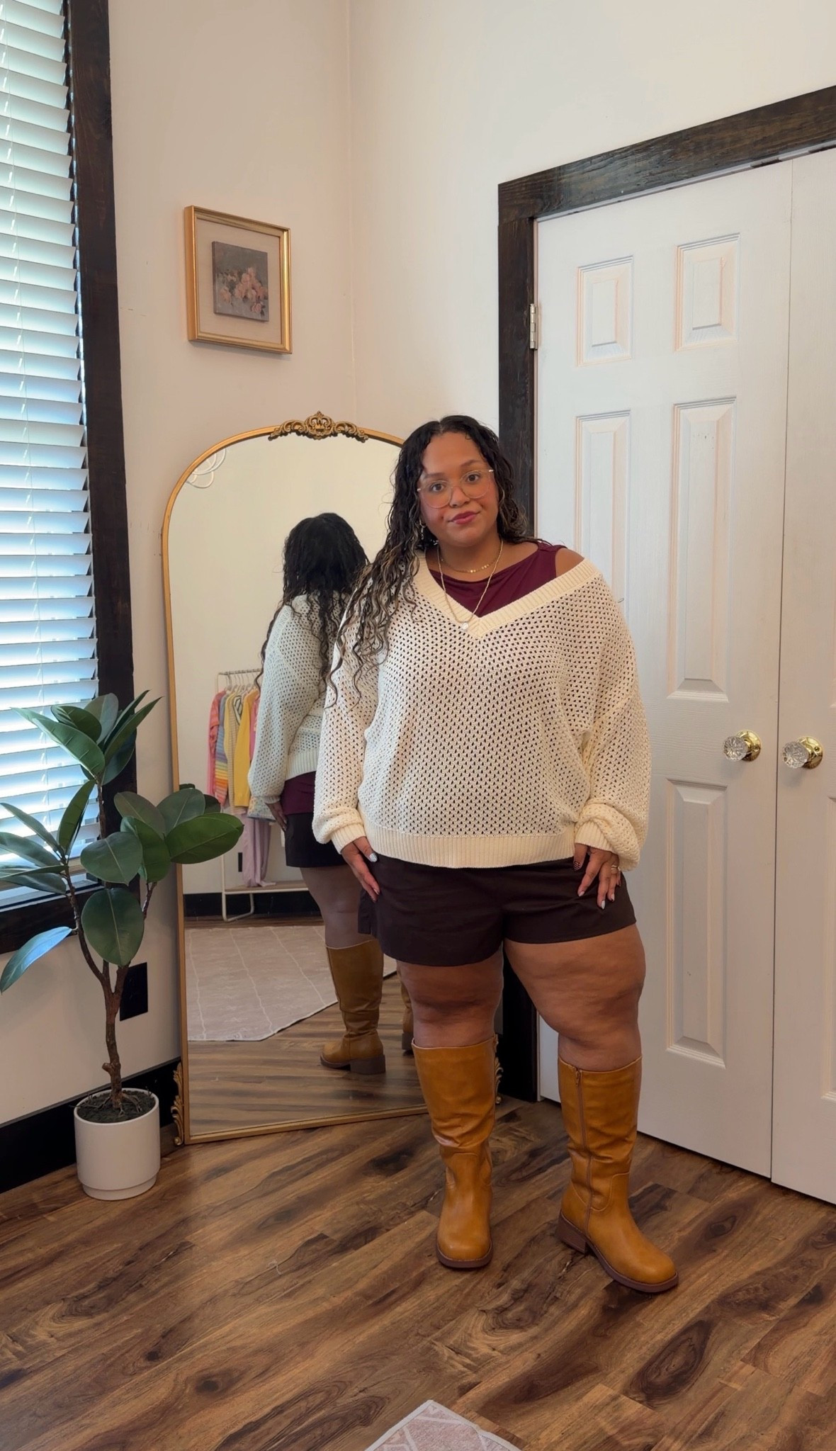 Torrid fall transitional outfit inspo
Top - 1 
Sweater - 1
Shorts - 2

#LTKSaleAlert #LTKPlusSize #LTKPetite