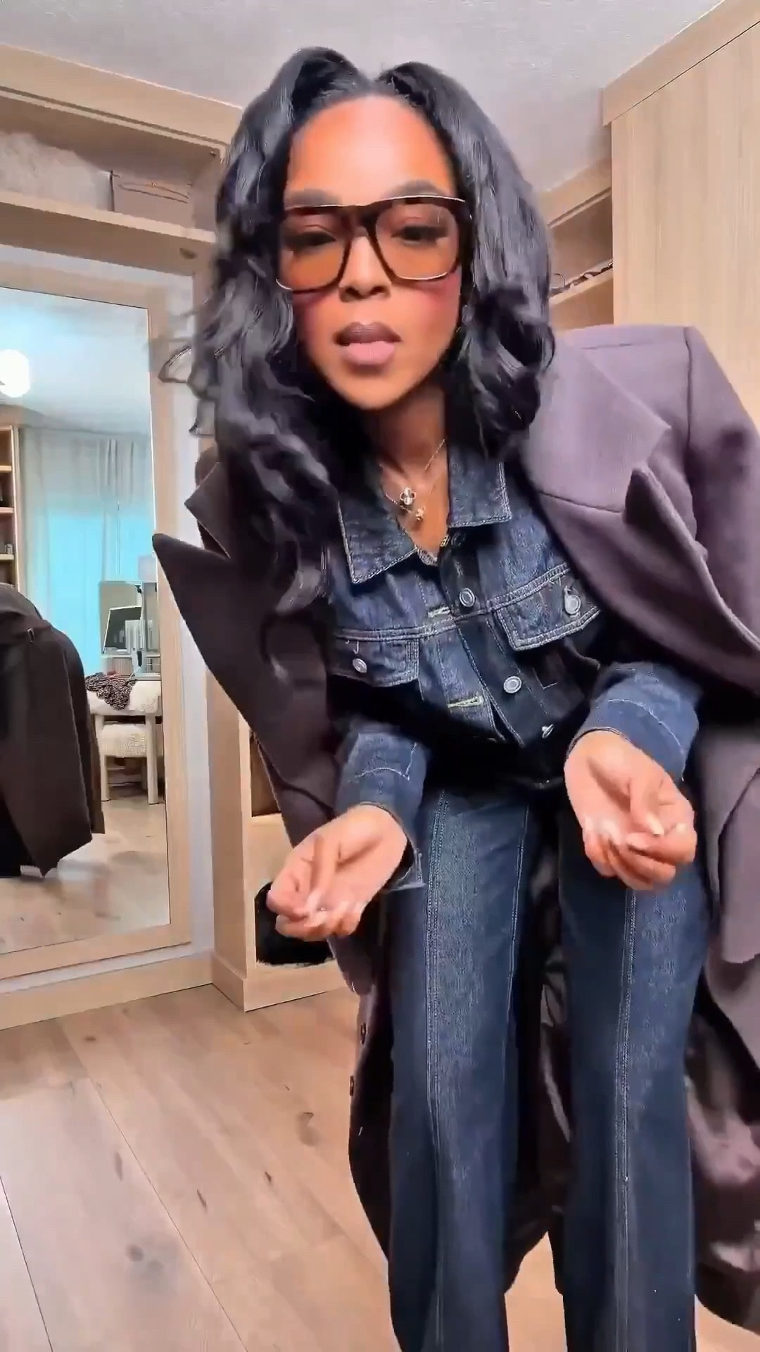 ✨ Statement Drama, Effortlessly Done
This is one of those pieces that instantly turns a look into a moment. The sculptural pleated detail brings all the drama, while the soft, flowing fabric keeps it elegant and wearable. Bold without feeling overdone — perfect for when you want your outfit to do the talking.

Perfect for:
• Special events
• Holiday parties
• Fashion-forward dinners
• Elevated nights out

📏 Sizing:
Dress: Small

Measurements:
5’4” · 138 lbs · 34D · 27” waist · 40” hips

A standout piece you’ll rewear for years — style it differently each time and the cost per wear keeps dropping, making it a smart long-term wardrobe investment.

Save this for your next elevated moment 🤍
Follow me on Instagram and YouTube @kirasfashionfinds

Follow my LTK @kirasfashionfinds on the @shop.LTK app to view this post and get my exclusive app-only content!

#liketkit #LTKPetite #LTKootd
@shop.ltk
https://liketk.it/5L1RJ