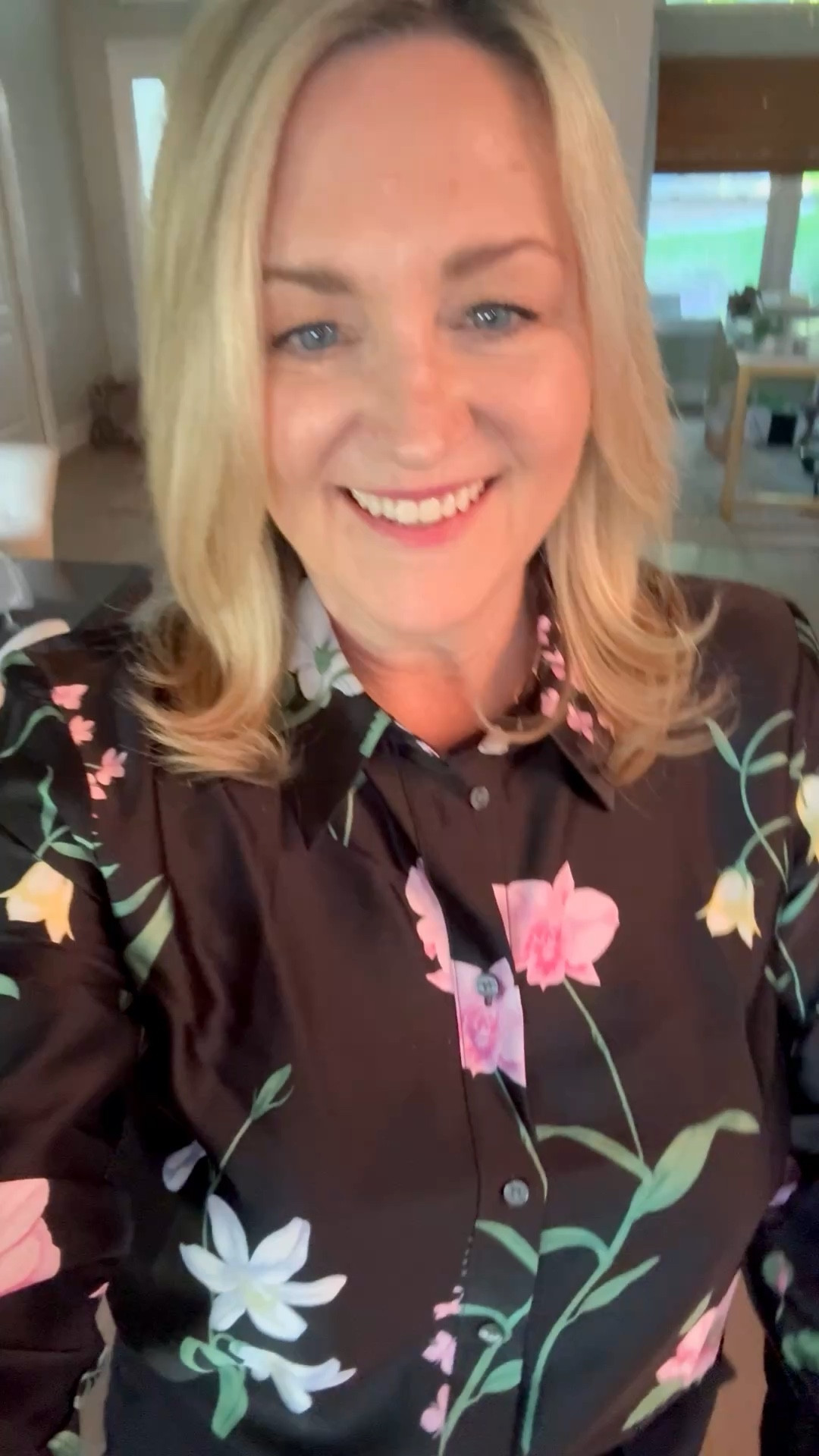 This floral blouse has all the Spring feels!  Work outfit, business casual outfit 

#LTKSeasonal #LTKWorkwear #LTKMothersDay