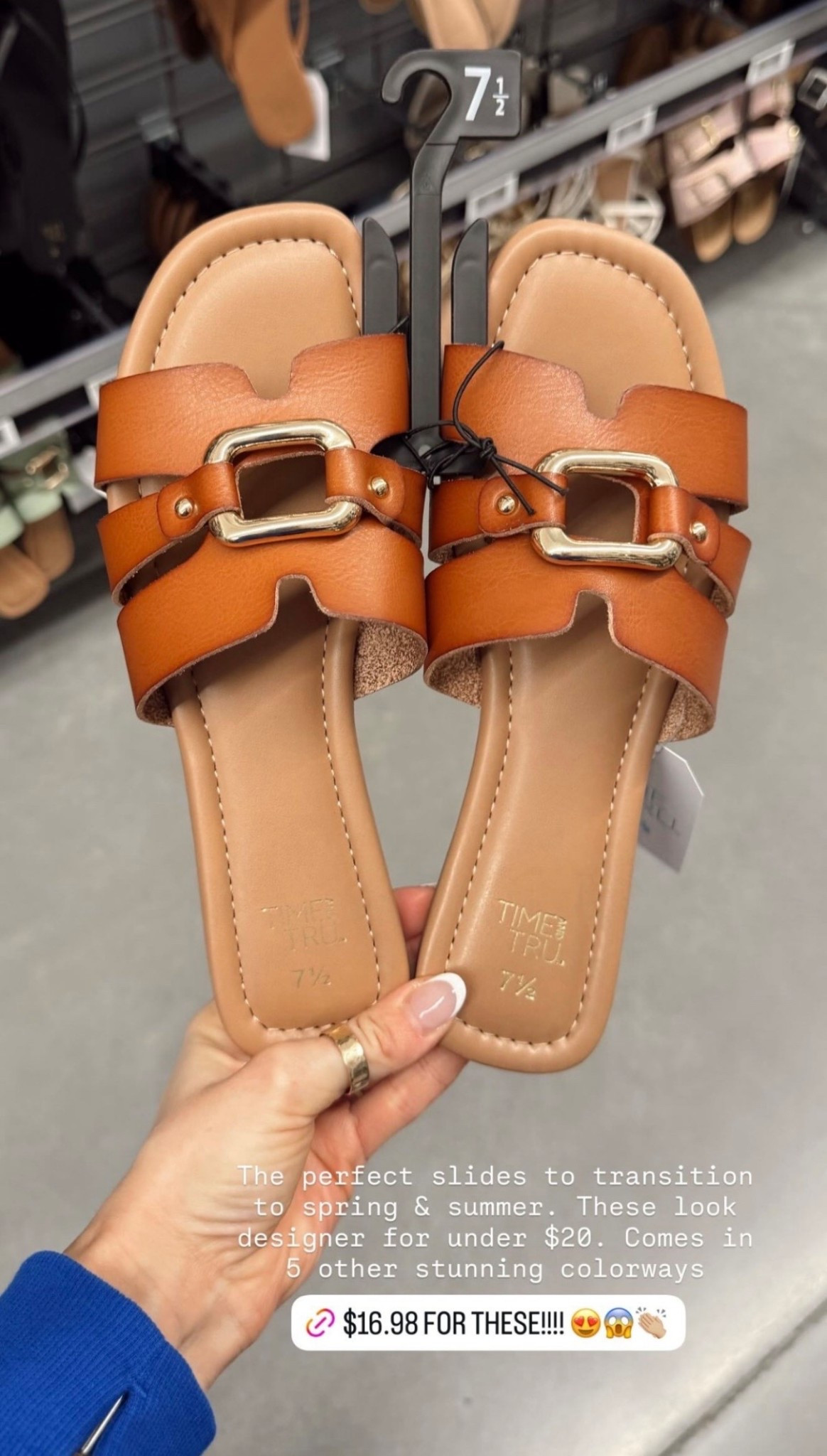 🤍 The perfect slides to transition to spring & summer. These look designer for under $20. Comes in 5 other stunning colorways