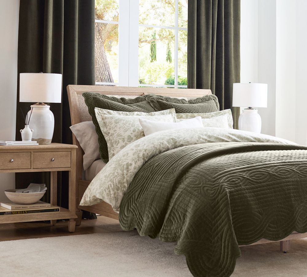 Velvet Heirloom Quilt | Pottery Barn (US)