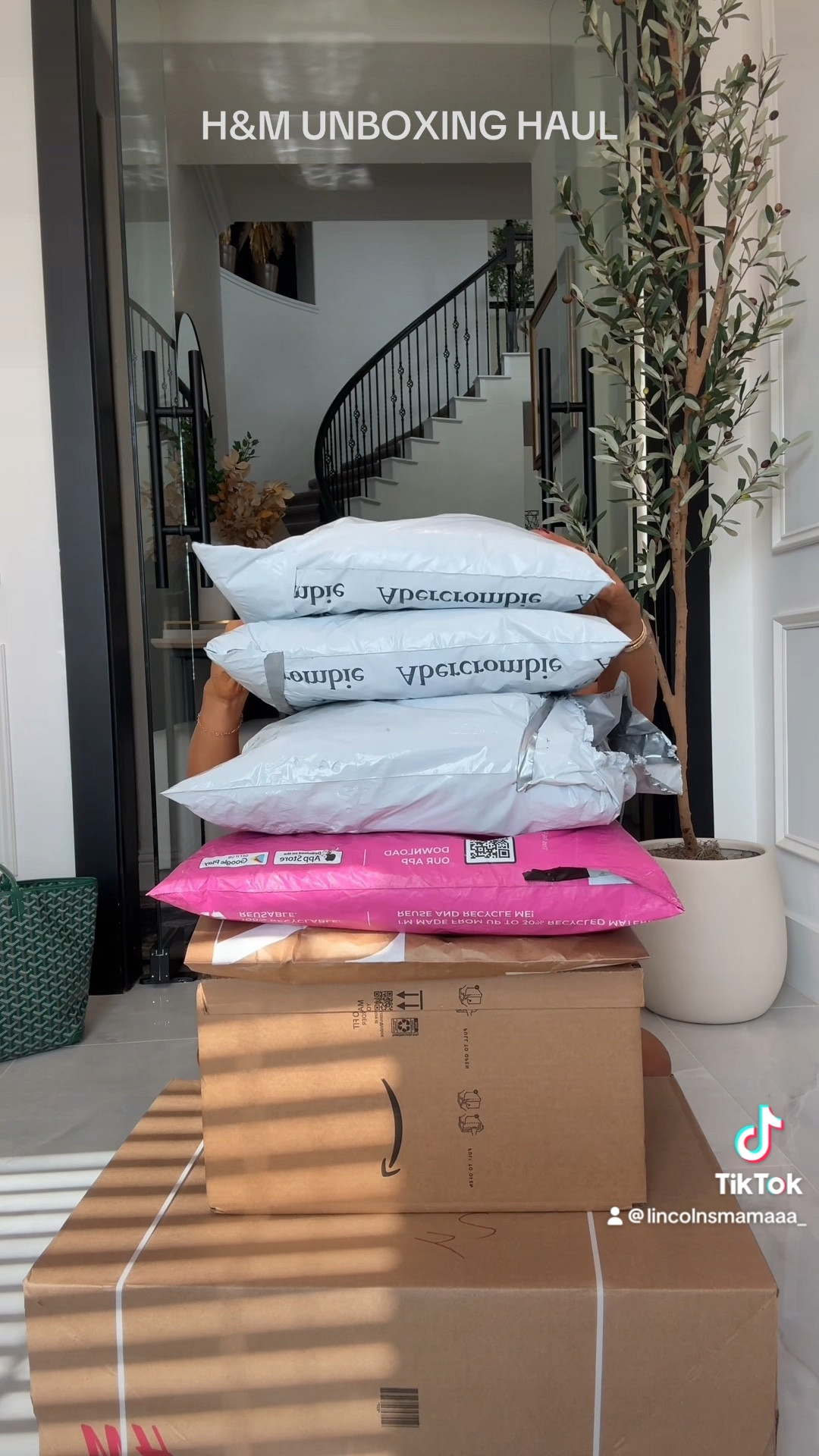 H&M fall try on haul

Fall fashion
Fall haul
Tryon haul 


#LTKStyleTip #LTKFallSale #LTKSeasonal