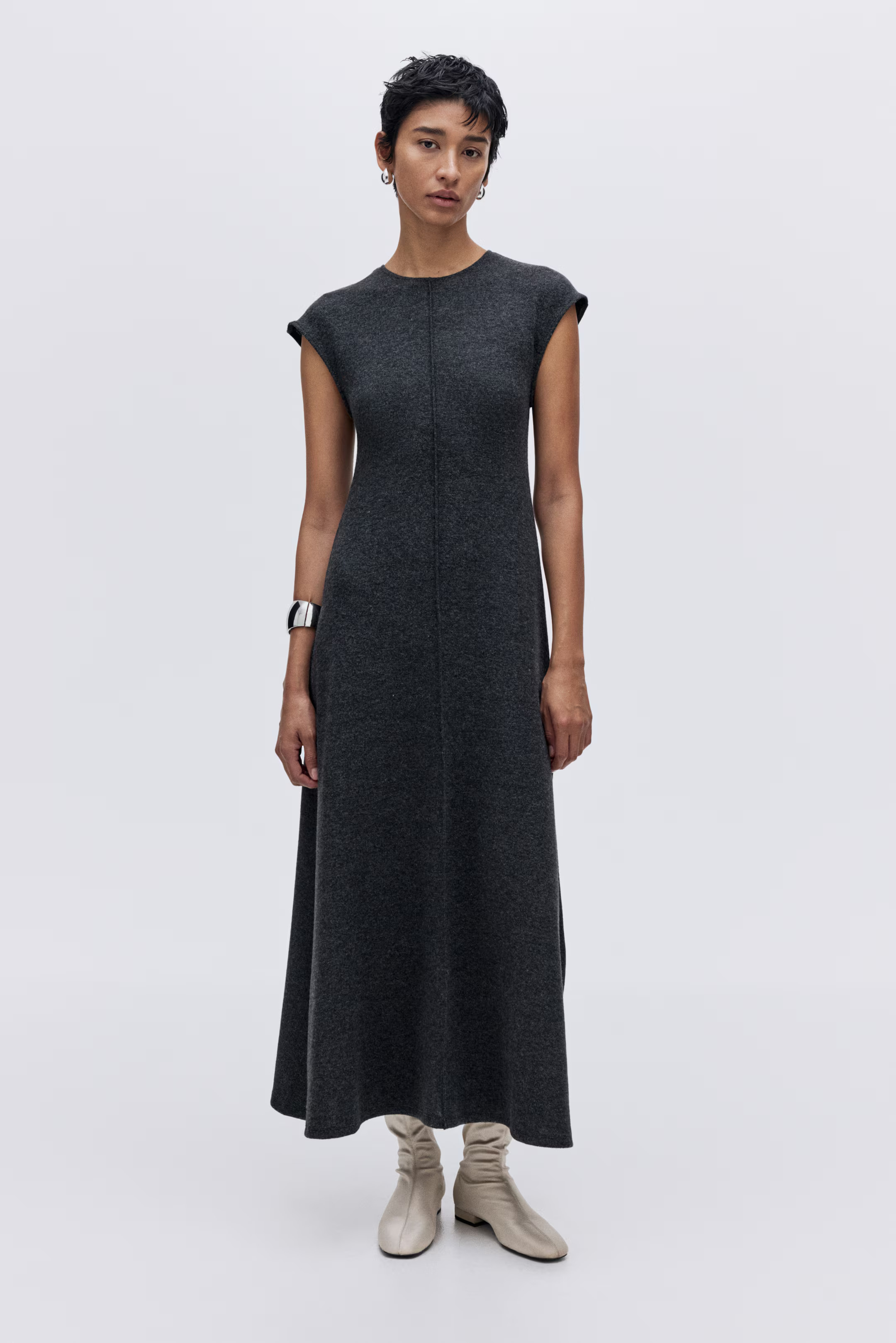Cap-Sleeved Jersey Dress | H&M (US + CA)