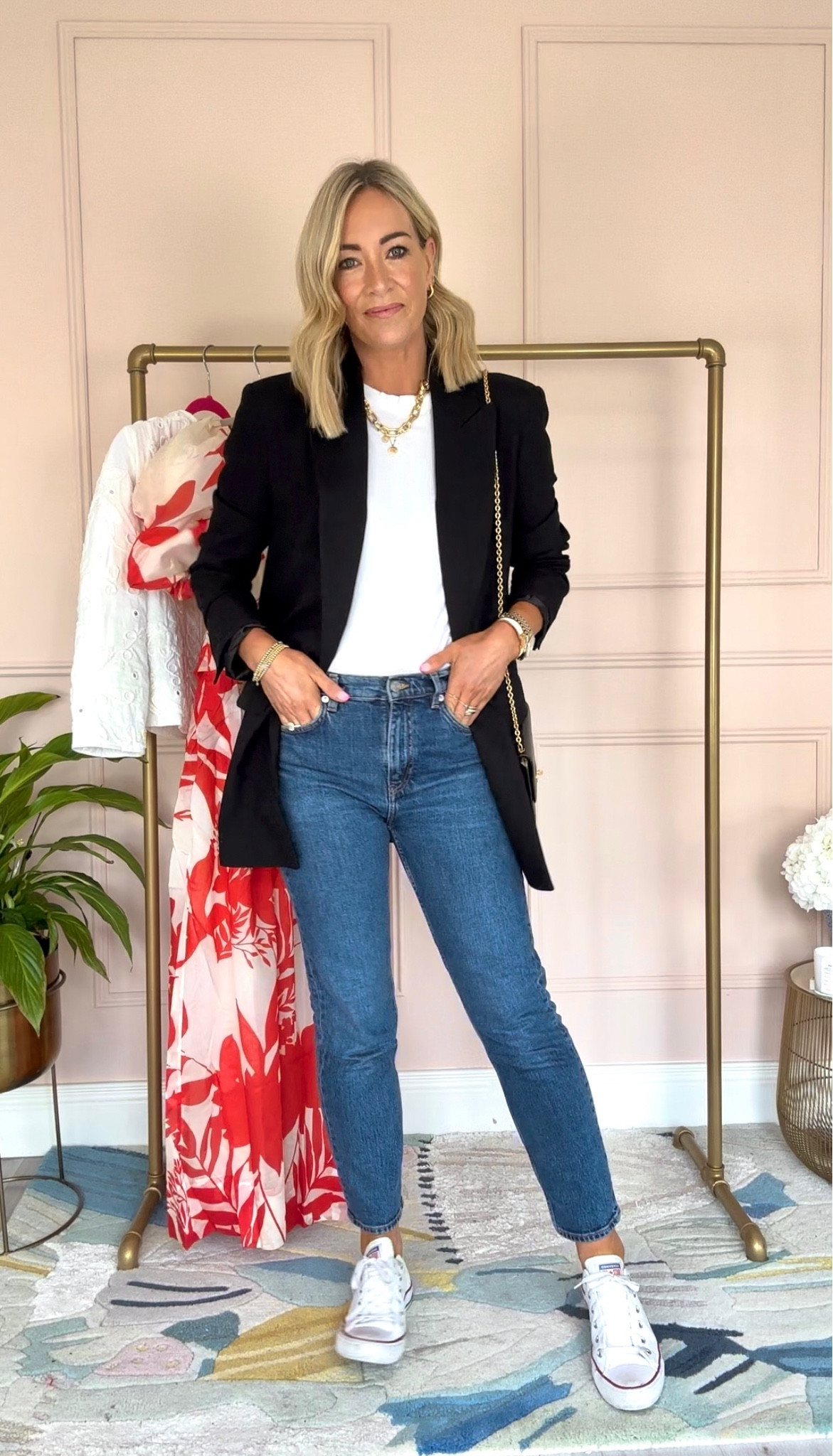 Classic uniform 👌

#LTKeurope #LTKFind #LTKstyletip