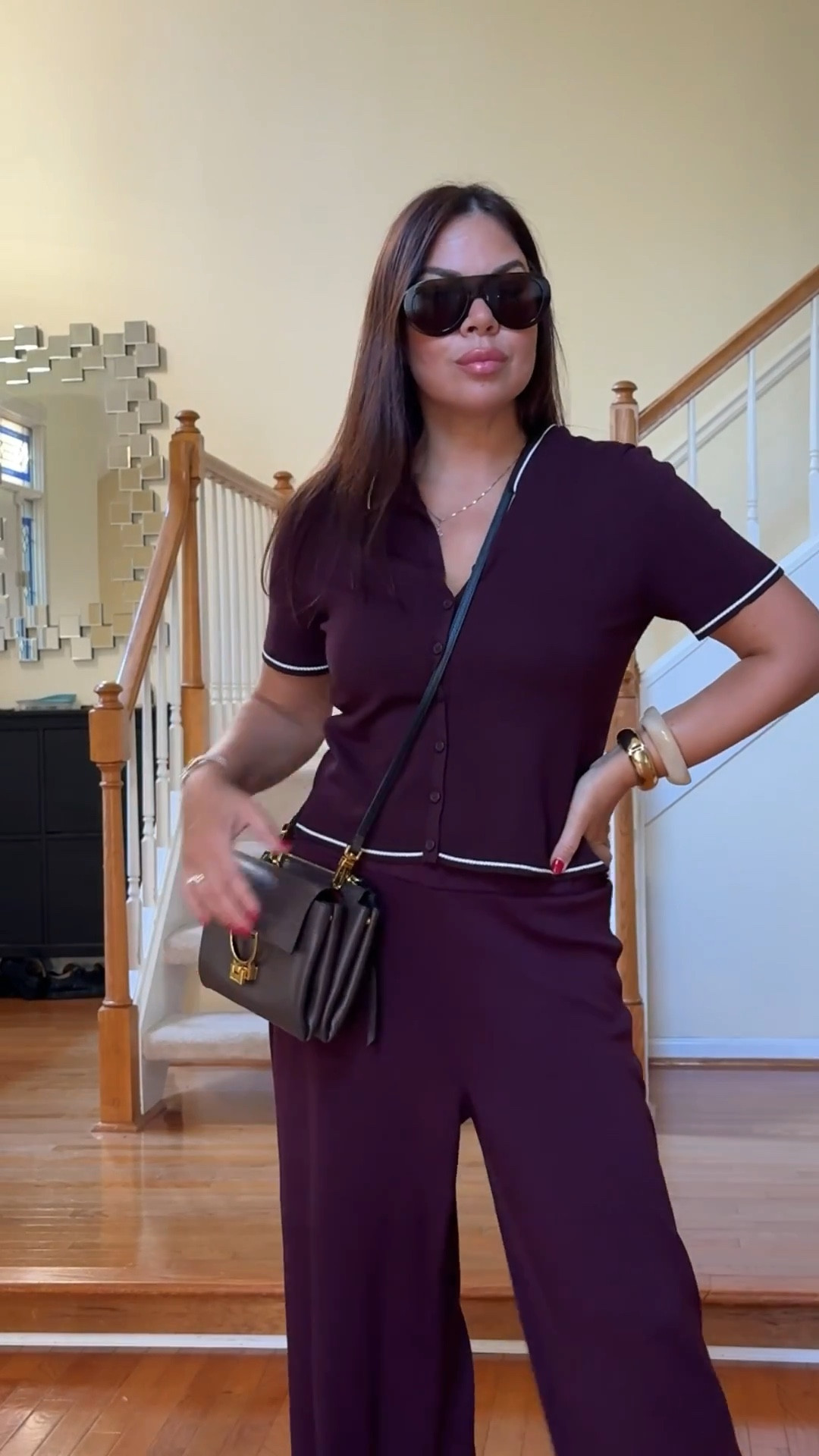 New Look of the Day 🤎
Added some fresh accessories — chic aviator sunglasses and a brown bag inspired by Bottega Veneta. Obsessed with this combo!

#LTKItBag #LTKSeasonal #LTKStyleTip