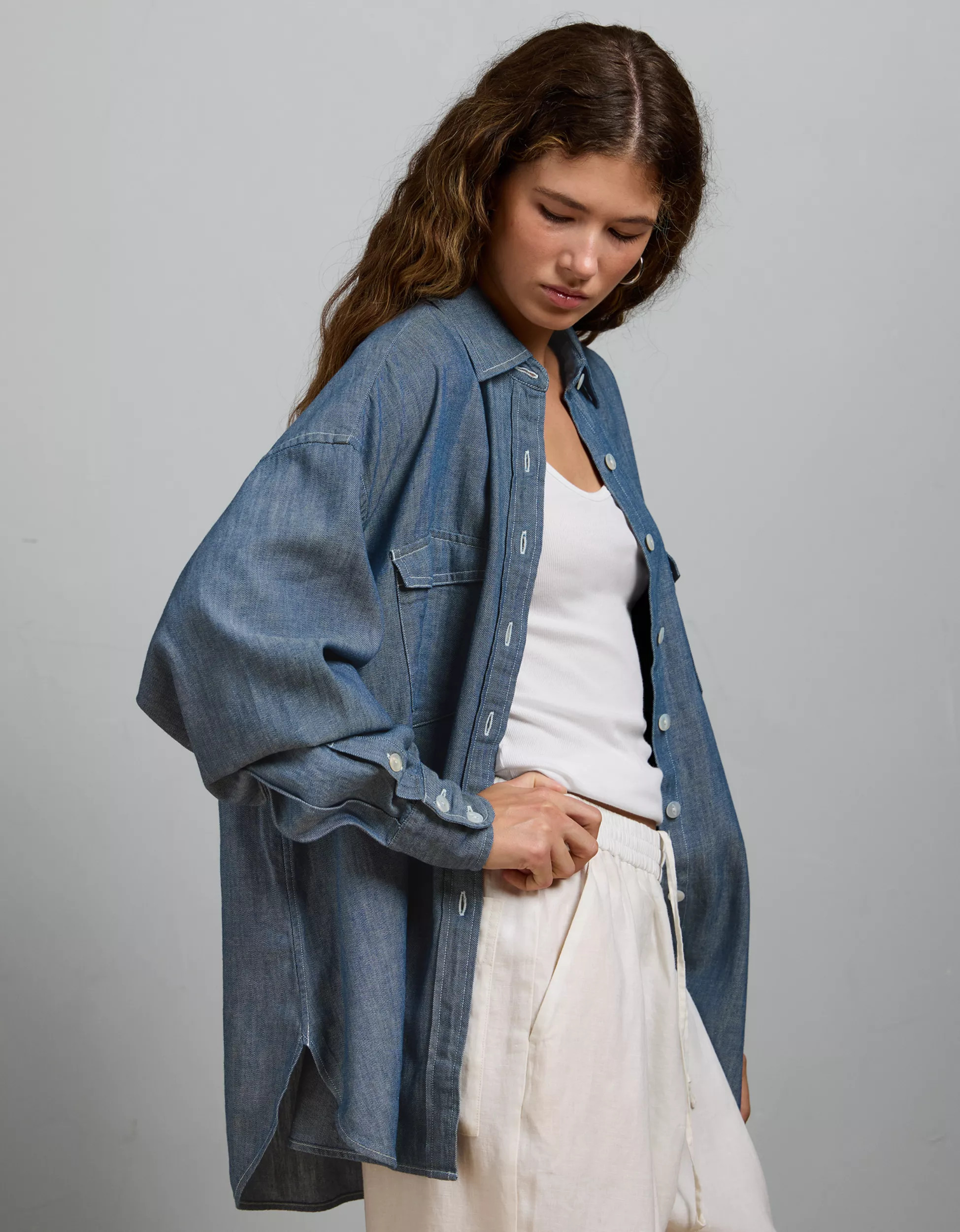 AE77 Oversized Denim Boyfriend Shirt | American Eagle Outfitters (US & CA)