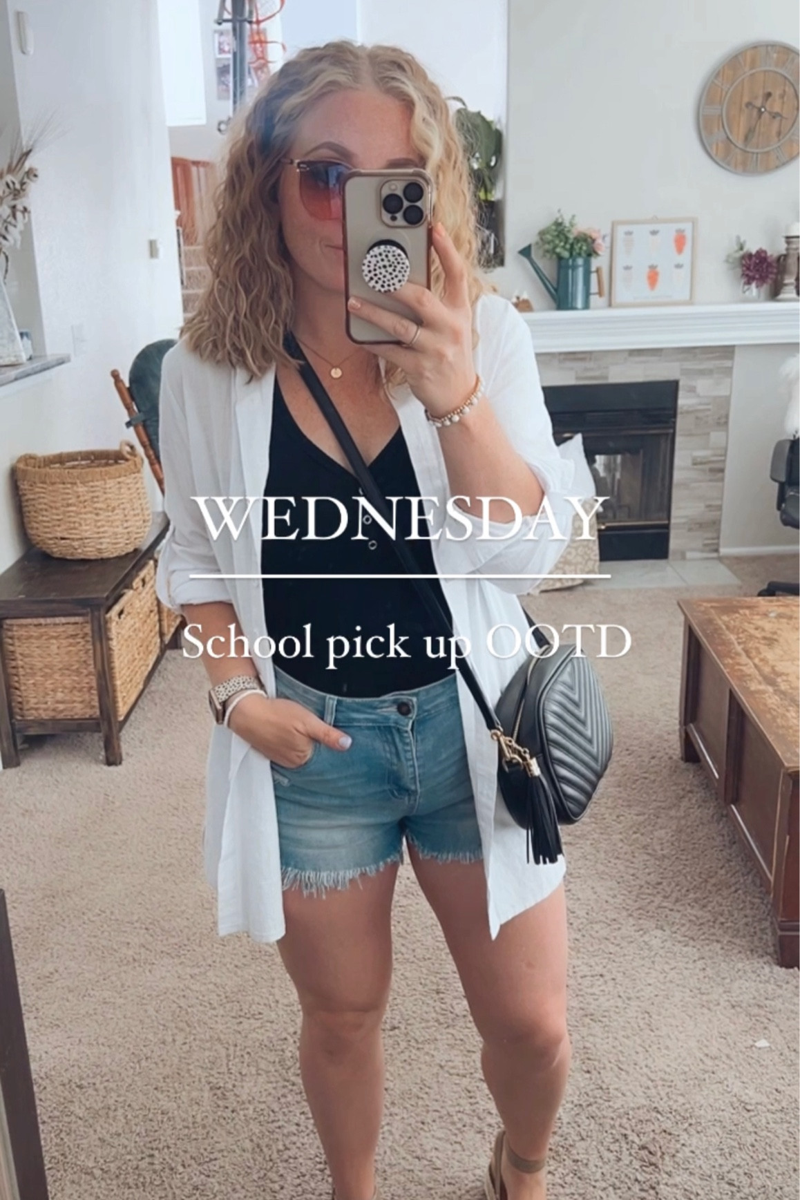Casual mom ootd


Spring fashion, amazon fashion, denim shorts, oversized button up shirt, spring outfits, casual spring outfit, bodysuit, tank top bodysuit, crossbody bag, quilted crossbody purse, size 6 outfits, mom outfits, spring transition outfits, platform sandals, amazon finds, amazon fashion favorites 

#LTKstyletip #LTKunder100 #LTKSeasonal