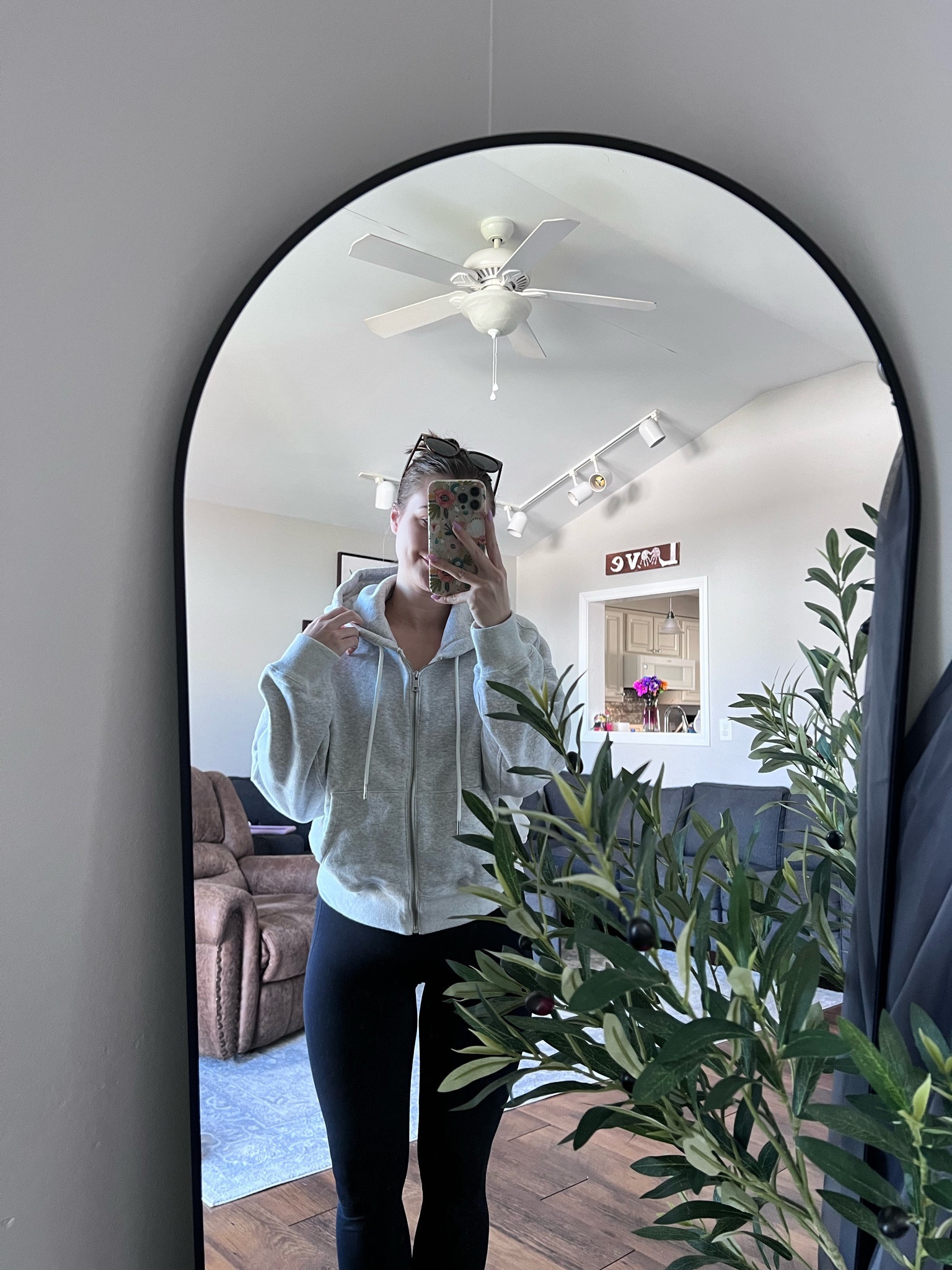 new fave hoodie 🤩 wearing a size medium #AFsale