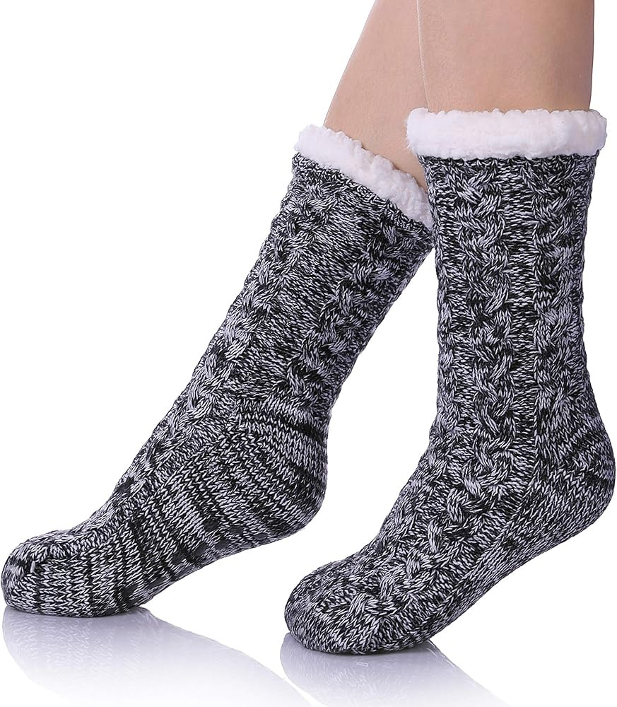 SDBING Women's Winter Super Soft Warm Cozy Fleece Lined Fuzzy Slipper Socks with Grippers | Amazon (US)
