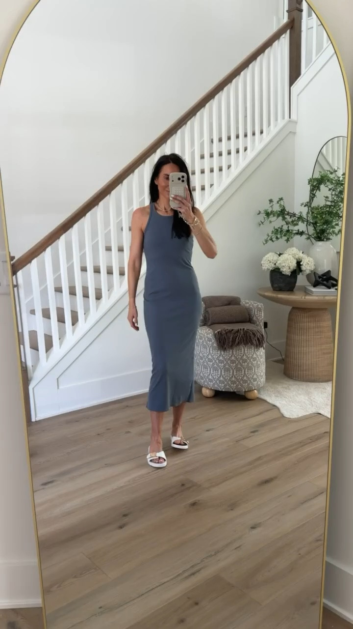 Athleta dress 20% off, summer dress, vacation dress, fitted dress, annabrstyle

#LTKOver40 #LTKSaleAlert