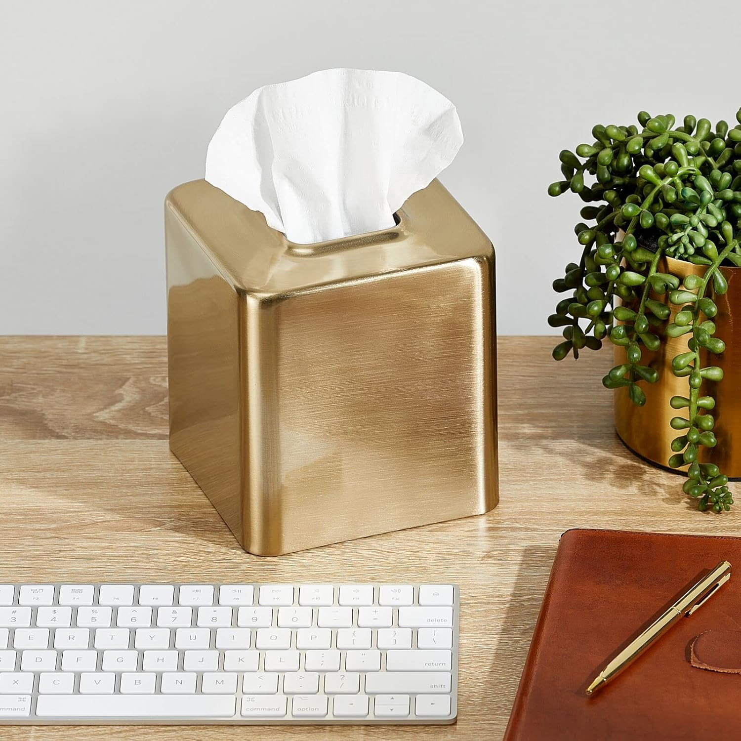 Even tissues deserve a glow-up 💁🏽‍♀️ This cover is so chic — and it’s only $24! Snag it fast 

 #LTKHome #LTKSaleAlert