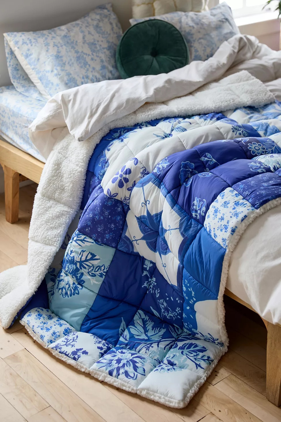 Clara Puff Nylon & Fleece Throw Blanket | Urban Outfitters (US and RoW)