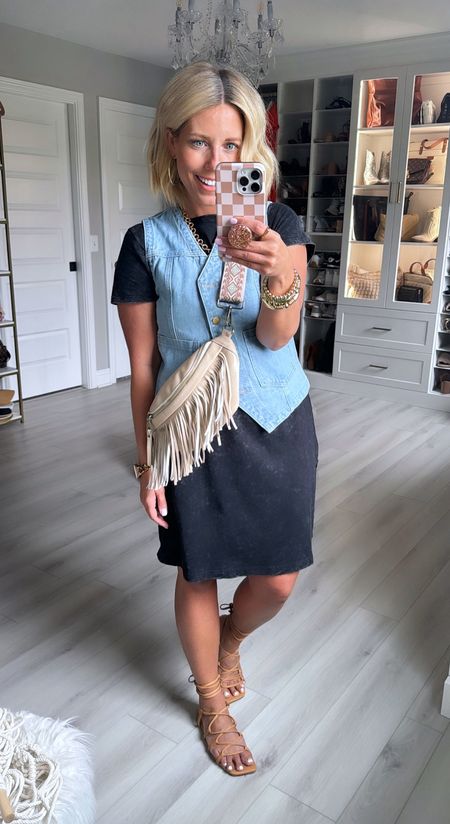 So many ways to style this t-shirt dress!!!! Here’s to a little boho flair!!
Dress and vest size small
Sandals TTS

#LTKfindsunder100 #LTKfindsunder50 #LTKstyletip