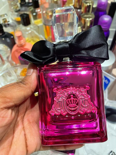Juicy Couture - Viva La Juicy Noir perfume for women - it smells heavenly & makes a great gift for yourself, friends, family, colleagues & loved ones 

#LTKCon #LTKGiftGuide #LTKbeauty