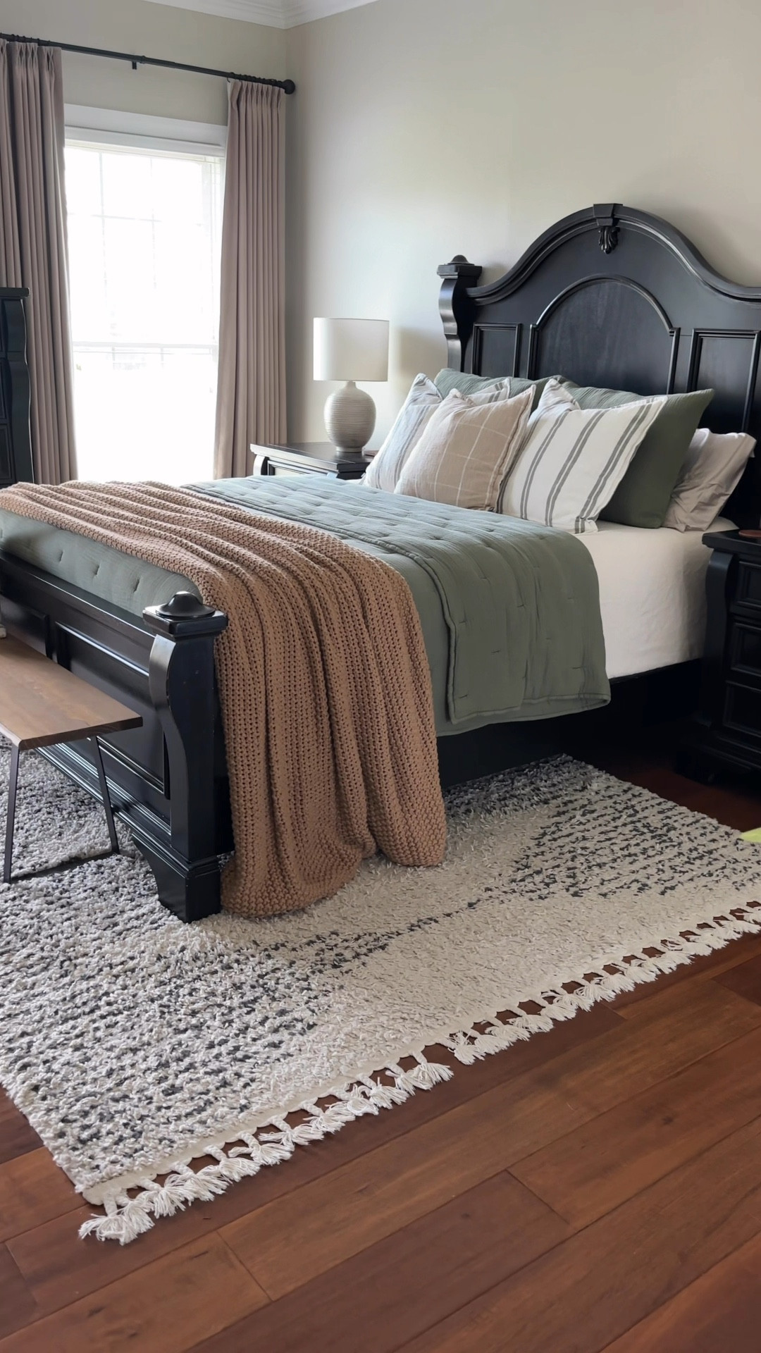 ✨Happy Monday✨


I actually have a Casaluna Linen blend comforter as a base and then added in the Airy Gauze quilt set from Quince. 
Of course I had to add my favorite chunky knit blanket from Target in the warm brown color. 

The only thing missing is a new rug but I need your suggestions. I’d love something warm with a hint of this olive color. Cloud pile is a major plus! Leave me your suggestions please! 


#LTKHome #LTKSaleAlert #LTKVideo