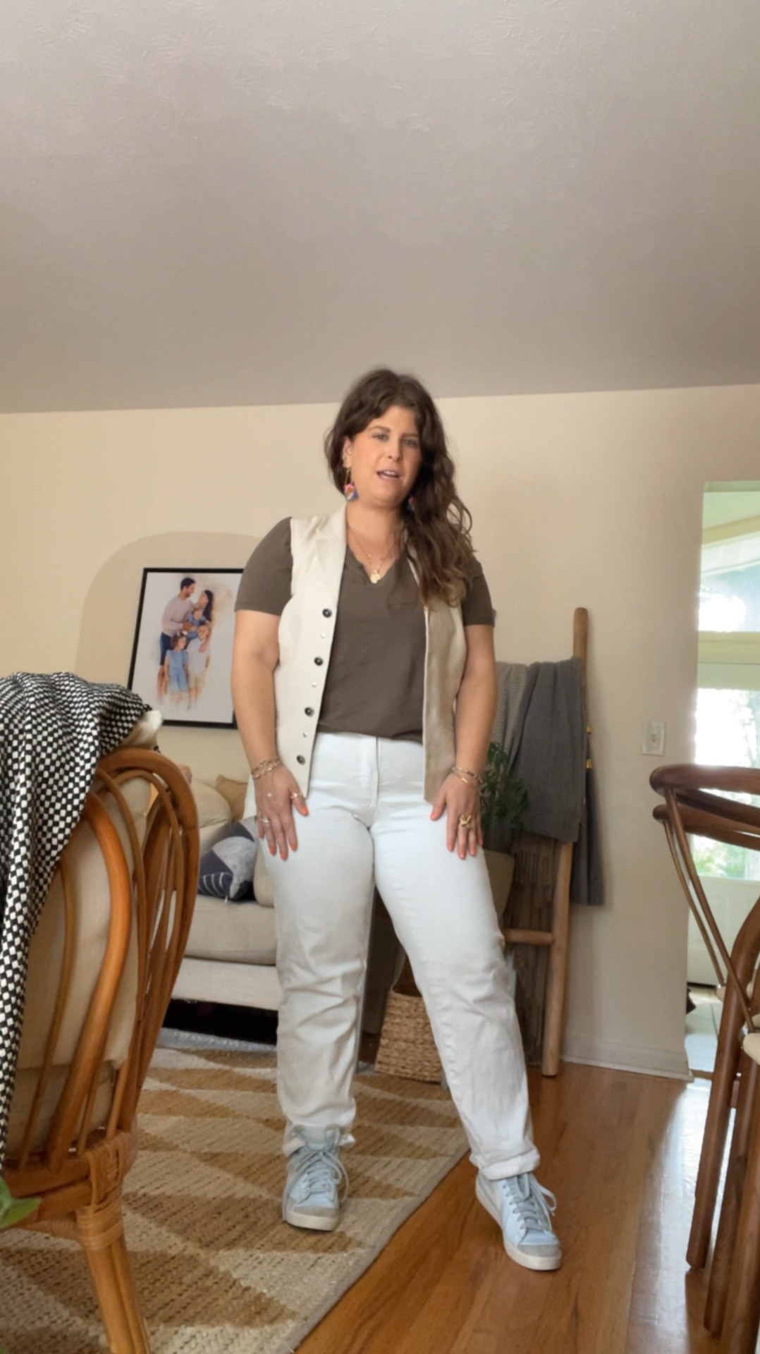 A neutral outfit with pops of color. This vest is so versatile. Love the tee and the white denim is so good!



#LTKFindsUnder100 #LTKStyleTip #LTKSeasonal