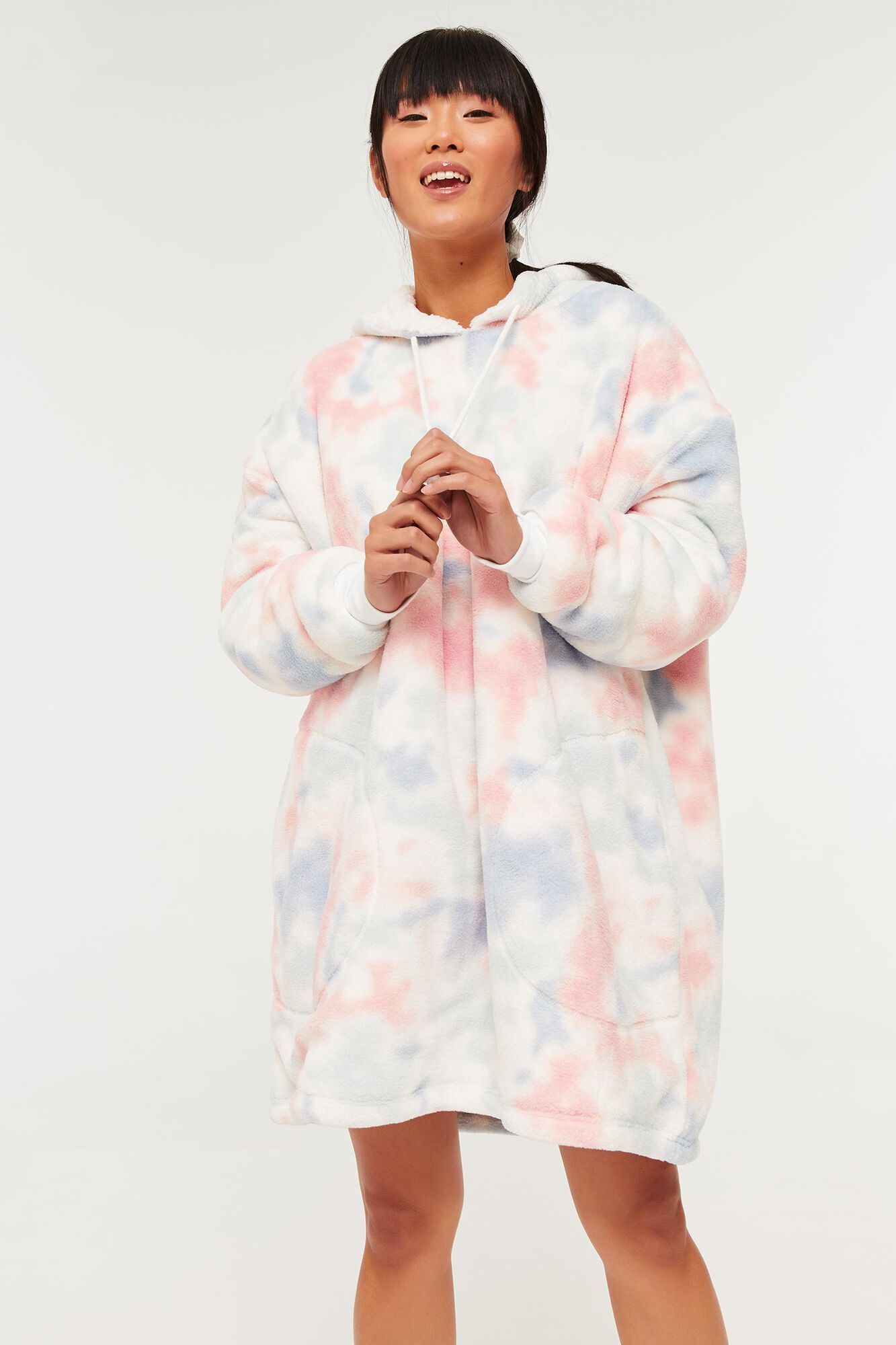 Oversized Loungy Hoodie in Tie-dye Print | Ardene