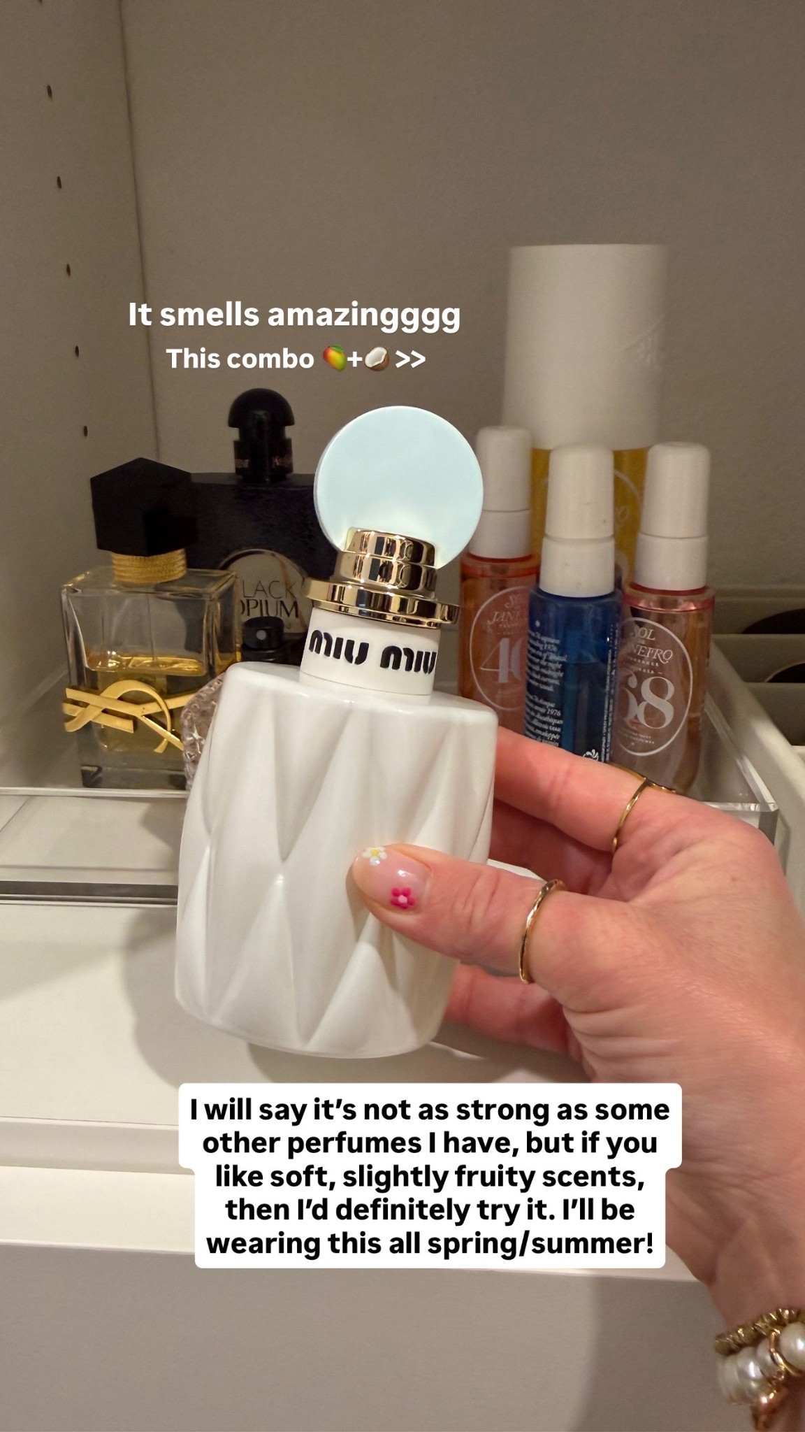 15% off right now! A really good soft, slightly  fruity scent🥭🥥 for spring and summer!