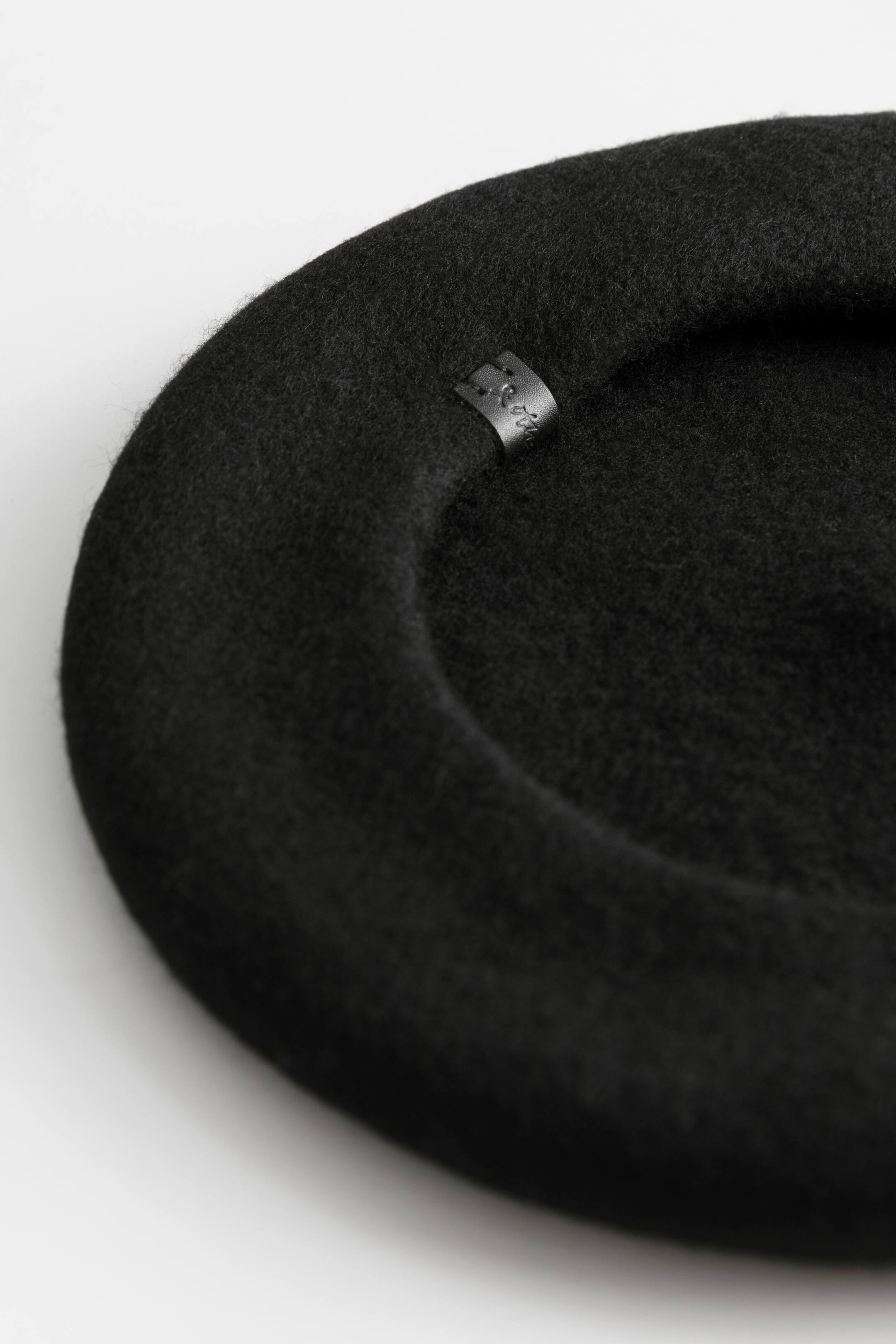 Wool Beret | H&M (UK, MY, IN, SG, PH, TW, HK)