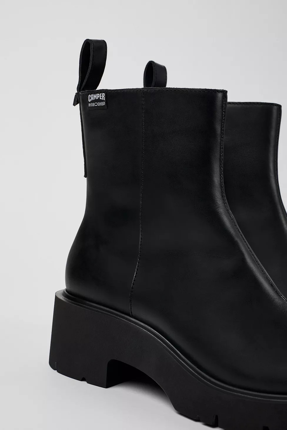 Camper Milah Leather Zip Boot | Urban Outfitters (US and RoW)