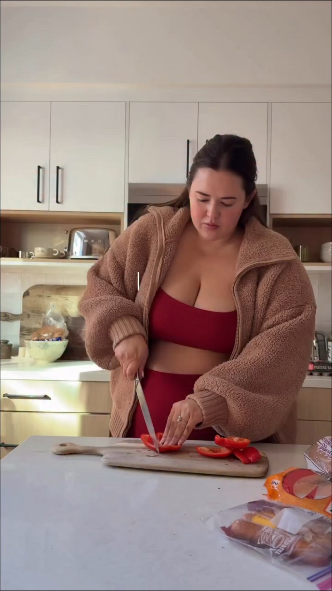 the buffalo chicken dip for meal prep hittttt 🤤 loving showing yall more of my day to day life!! Are we liking these type of vlogs? 💬