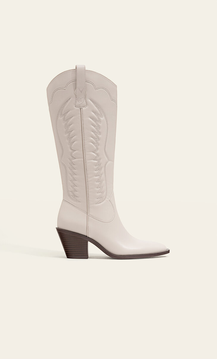 Heeled cowboy boots | Stradivarius (UK)